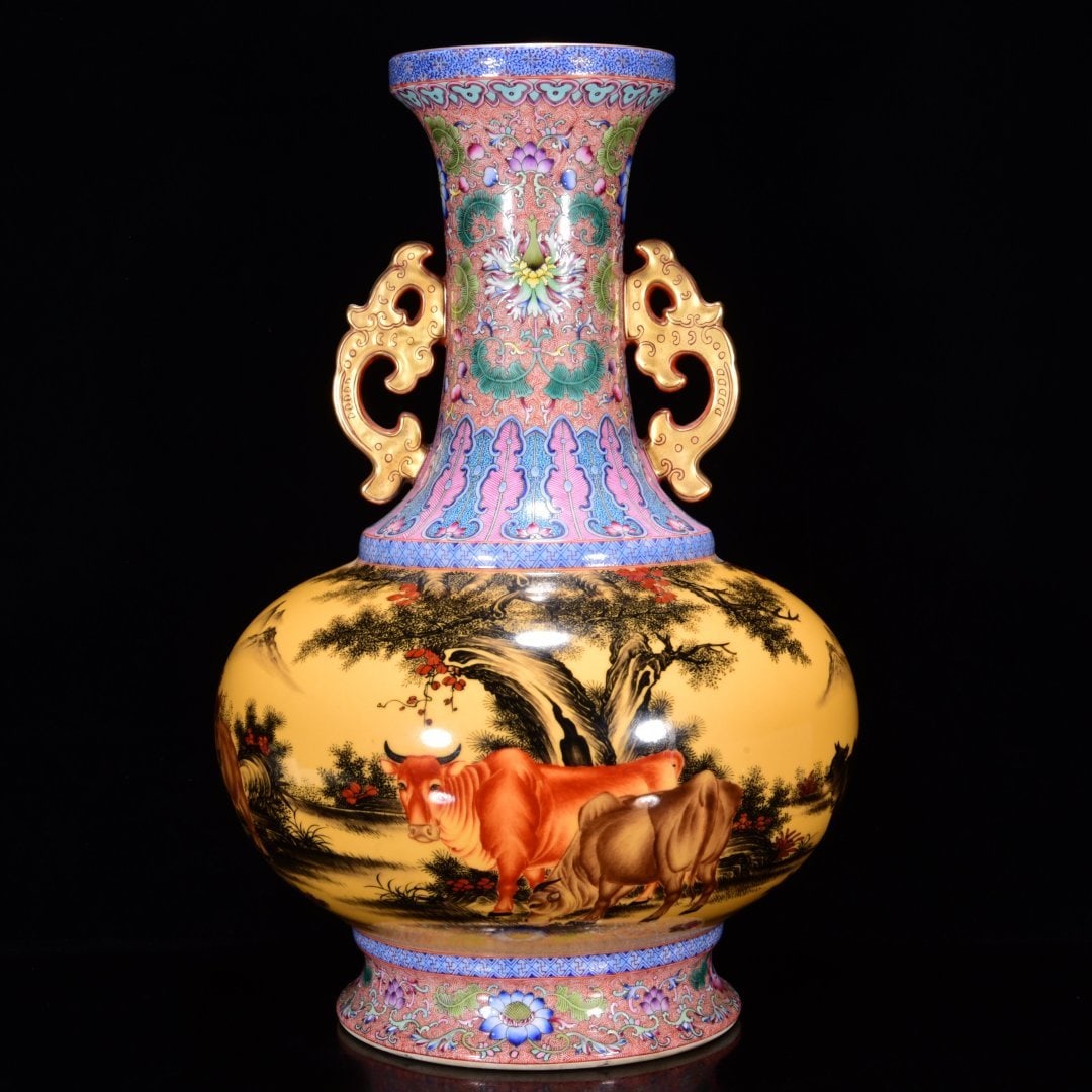 An Exquisite Enamel Gilded Buffalo Pattern Double-Ears Vase: An Exquisite Enamel Gilded Buffalo Pattern Double-Ears Vase,Qing Dynasty,China,with Qianlong Six-character Mark,Size:18.1inx12.2in,珐琅彩鎏金牛纹双ň