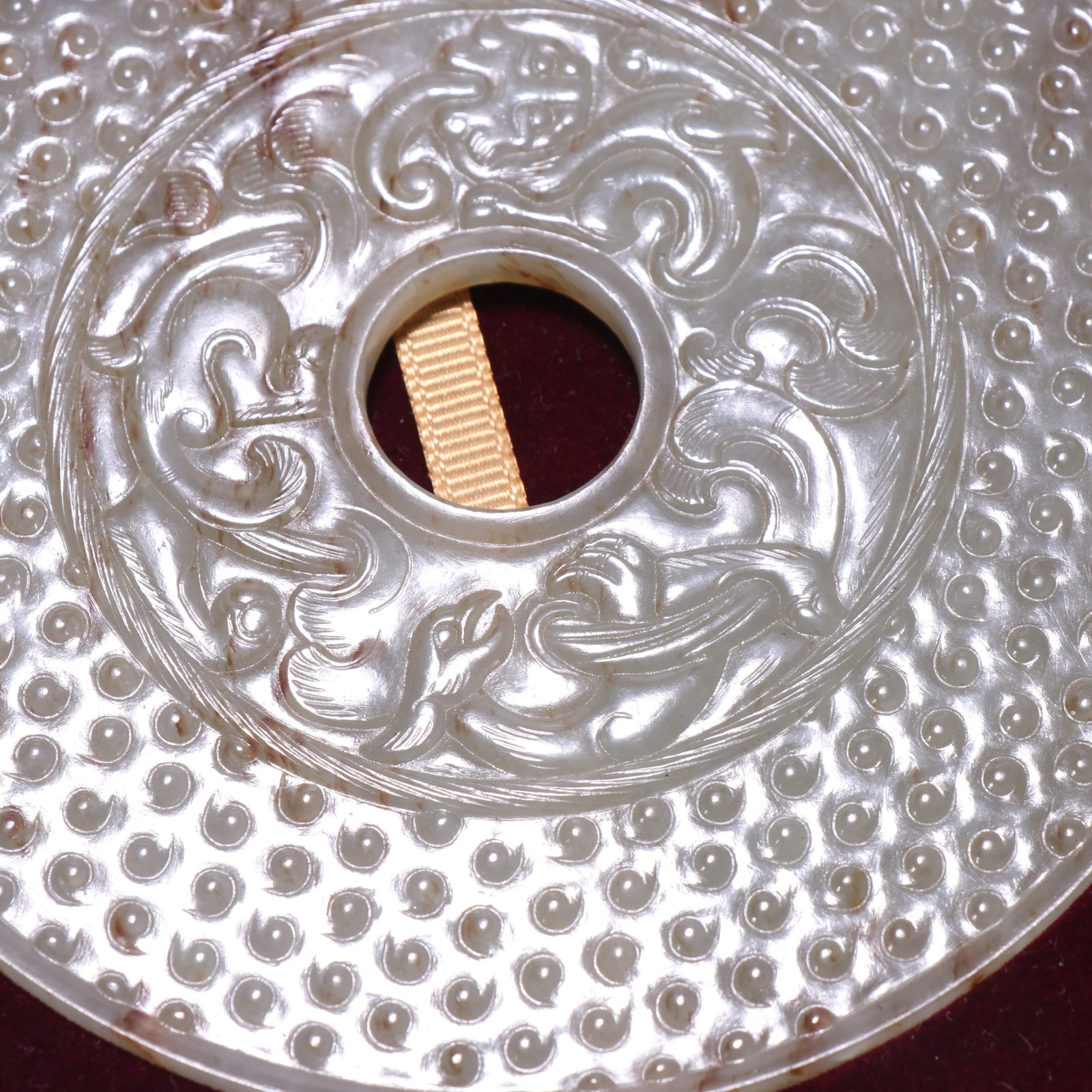 An Exquisite White Jade Dragon Pattern Grain Pattern Pendant - 2