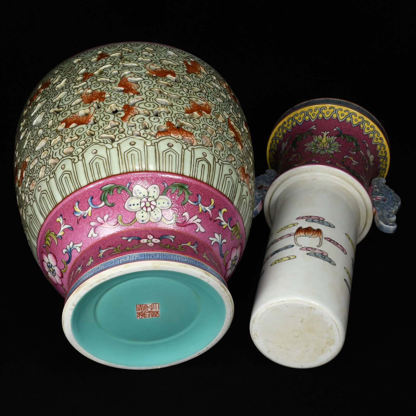 An Exquisite Enamel Lotus Pattern Bats Pattern Double-Ears Vase - 8
