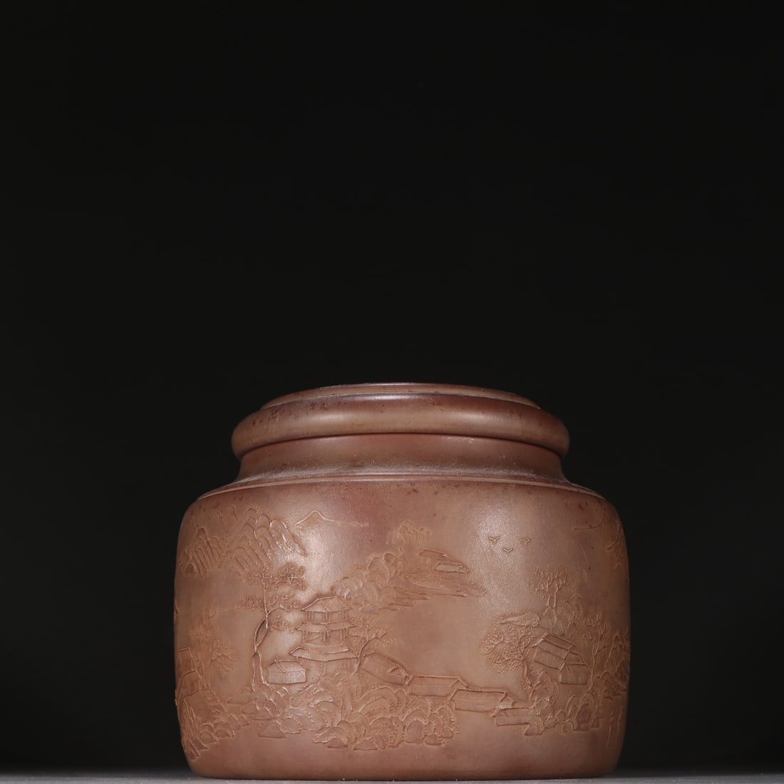 An Exquisite Purple Sands Landscape Pattern Tea Caddy (1 of 9)