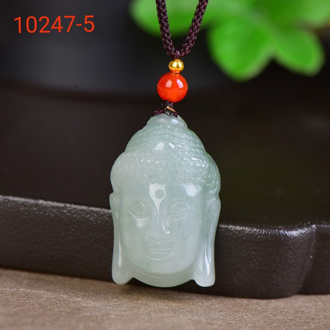 An Exquisite Greenish Jade Buddha-head Pendant: An Exquisite Greenish Jade Buddha-head Pendant,Size:23mmx36mm 寓意:心中有佛 青白玉佛头挂件