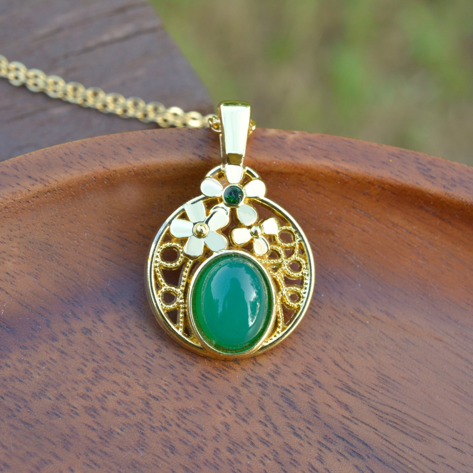 An Exquisite Pendant - 3