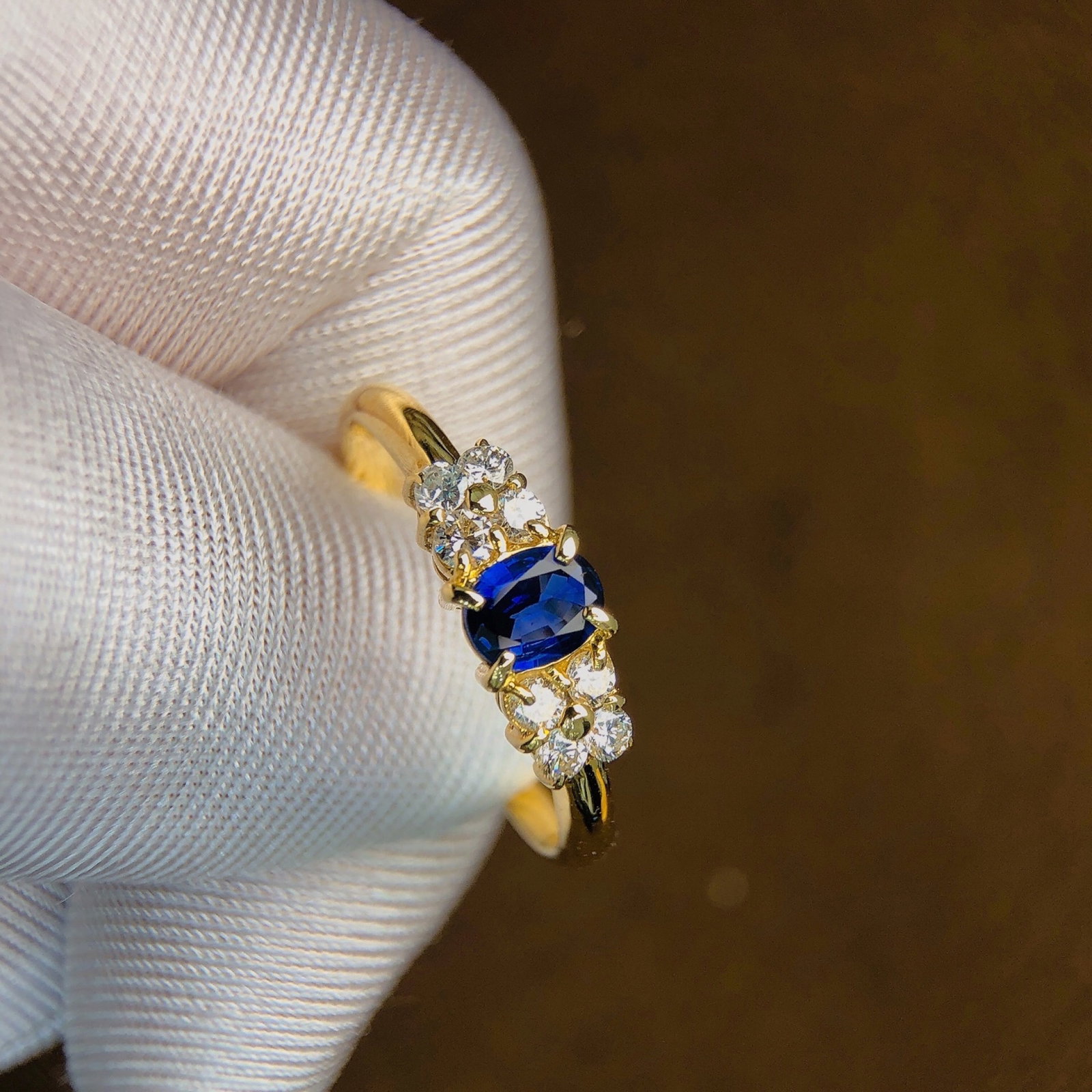 0.59Ctw Sterling Silver-Gold Plated Inlaid Natural Sapphire Ring: 0.59Ctw Sterling Silver-Gold Plated Inlaid Natural Sapphire Ring,Size:4.9mmx4mm 0.59Ctw纯银镀金嵌天然蓝宝石戒指