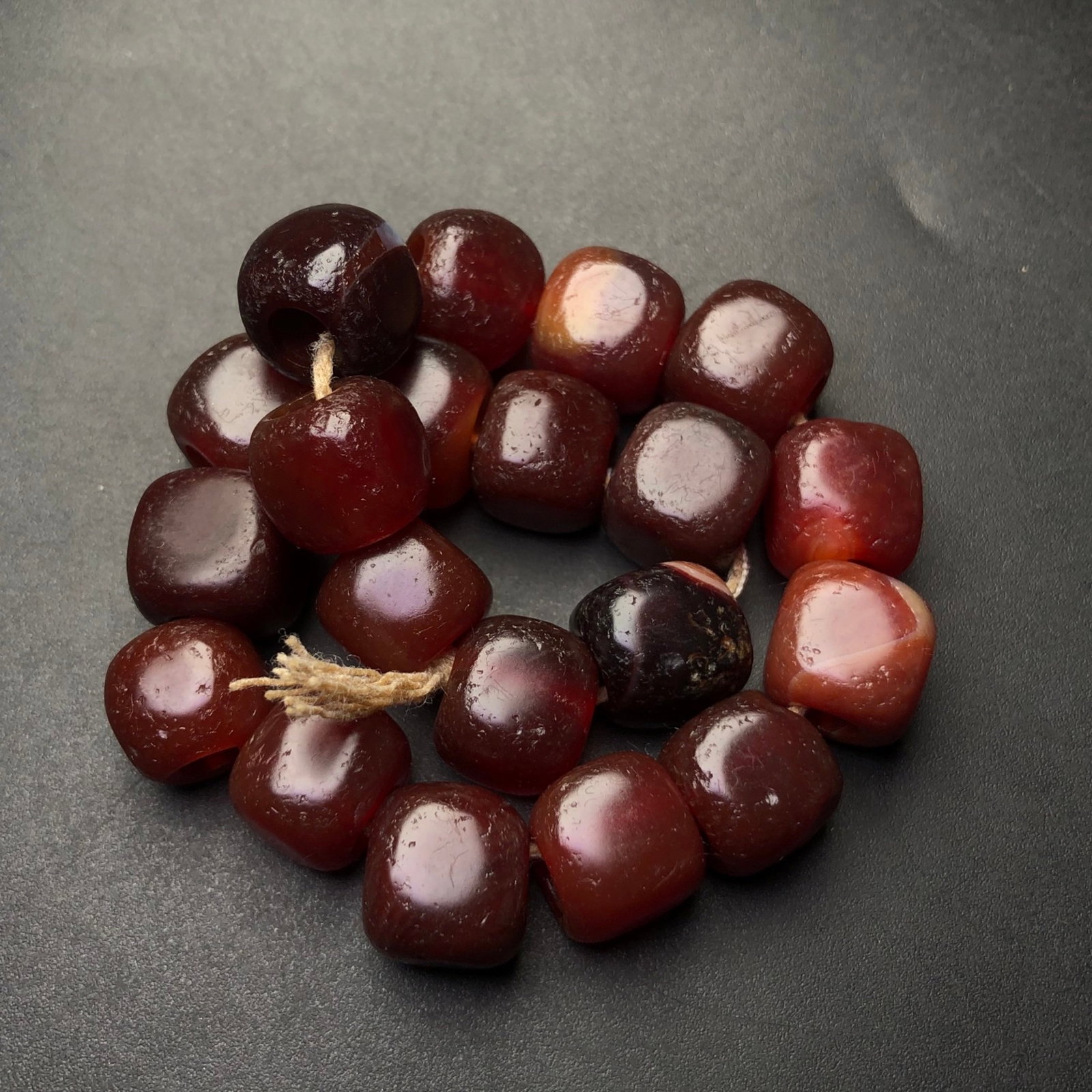 An Exquisite Agate Bracelets - 2