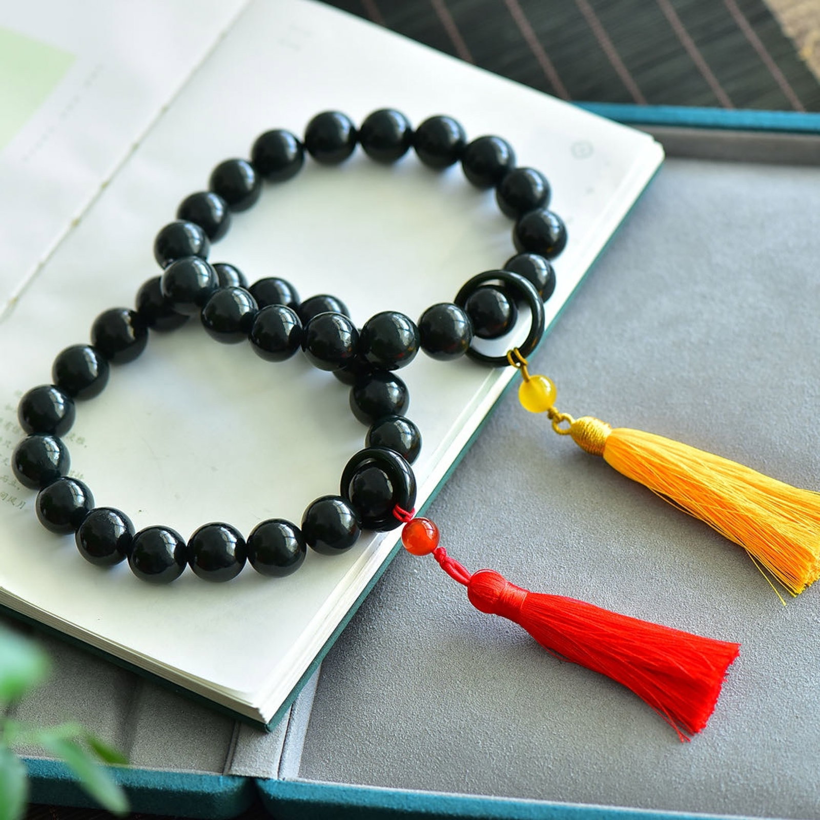 An Exquisite Sapphire Bracelets - 3