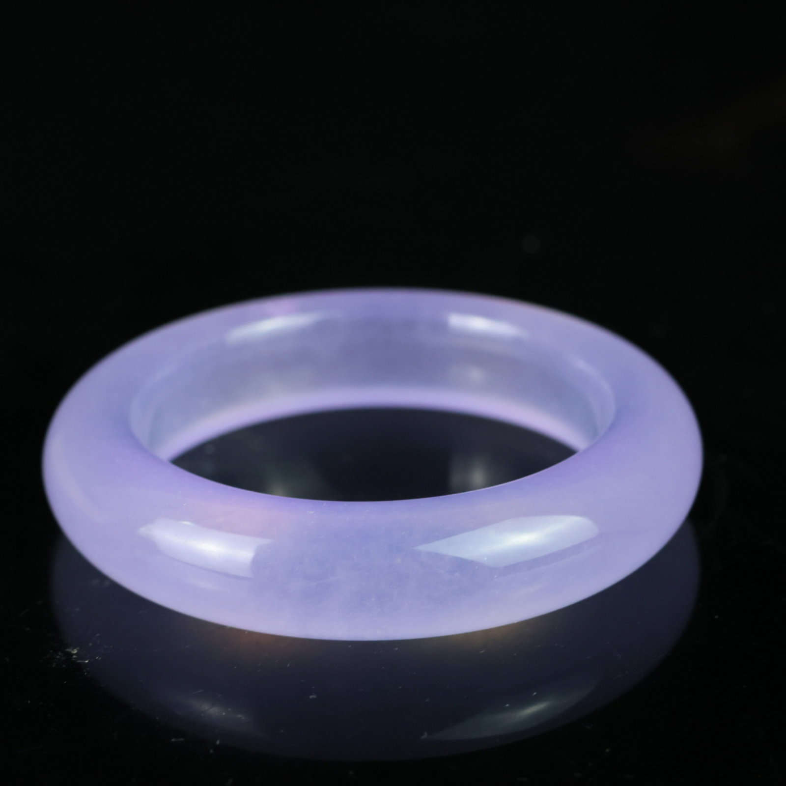An Exquisite Jadeite Bracelets - 6