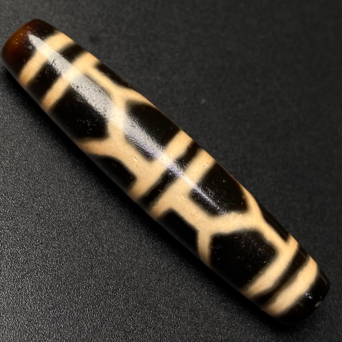 An Exquisite Turtle Pattern Dzi Bead Pendant - 2