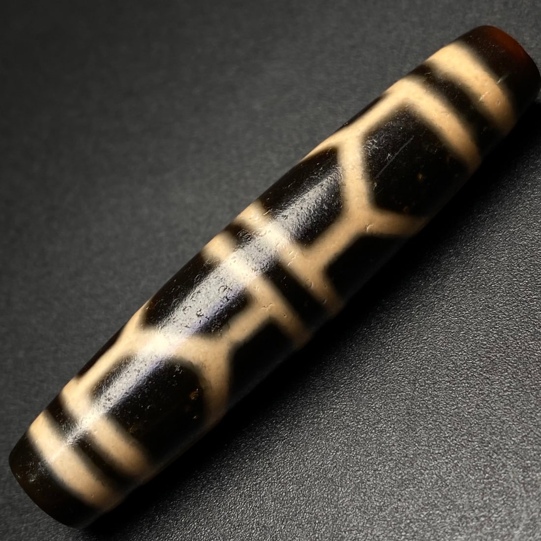 An Exquisite Turtle Pattern Dzi Bead Pendant - 3
