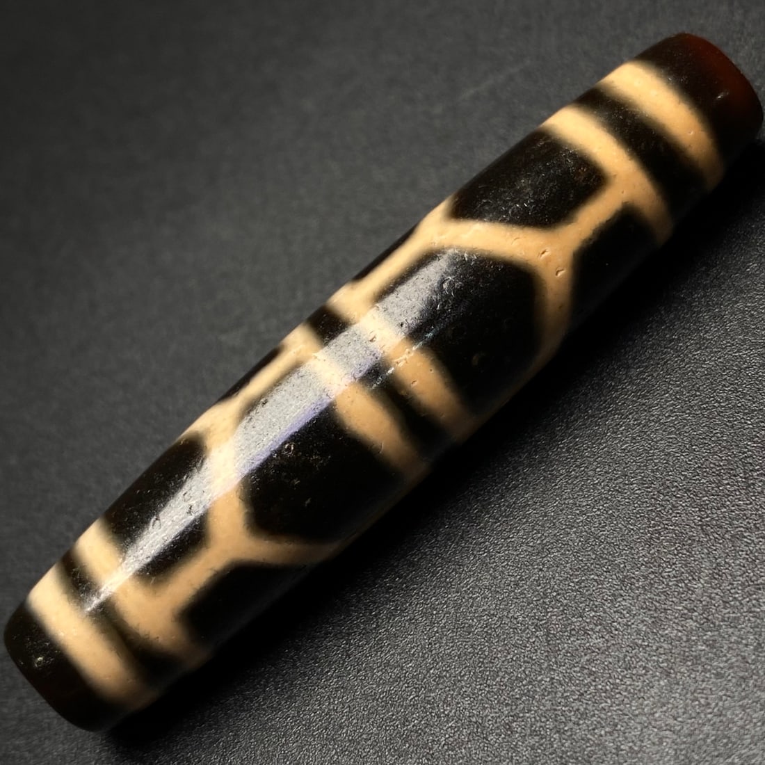 An Exquisite Turtle Pattern Dzi Bead Pendant - 5