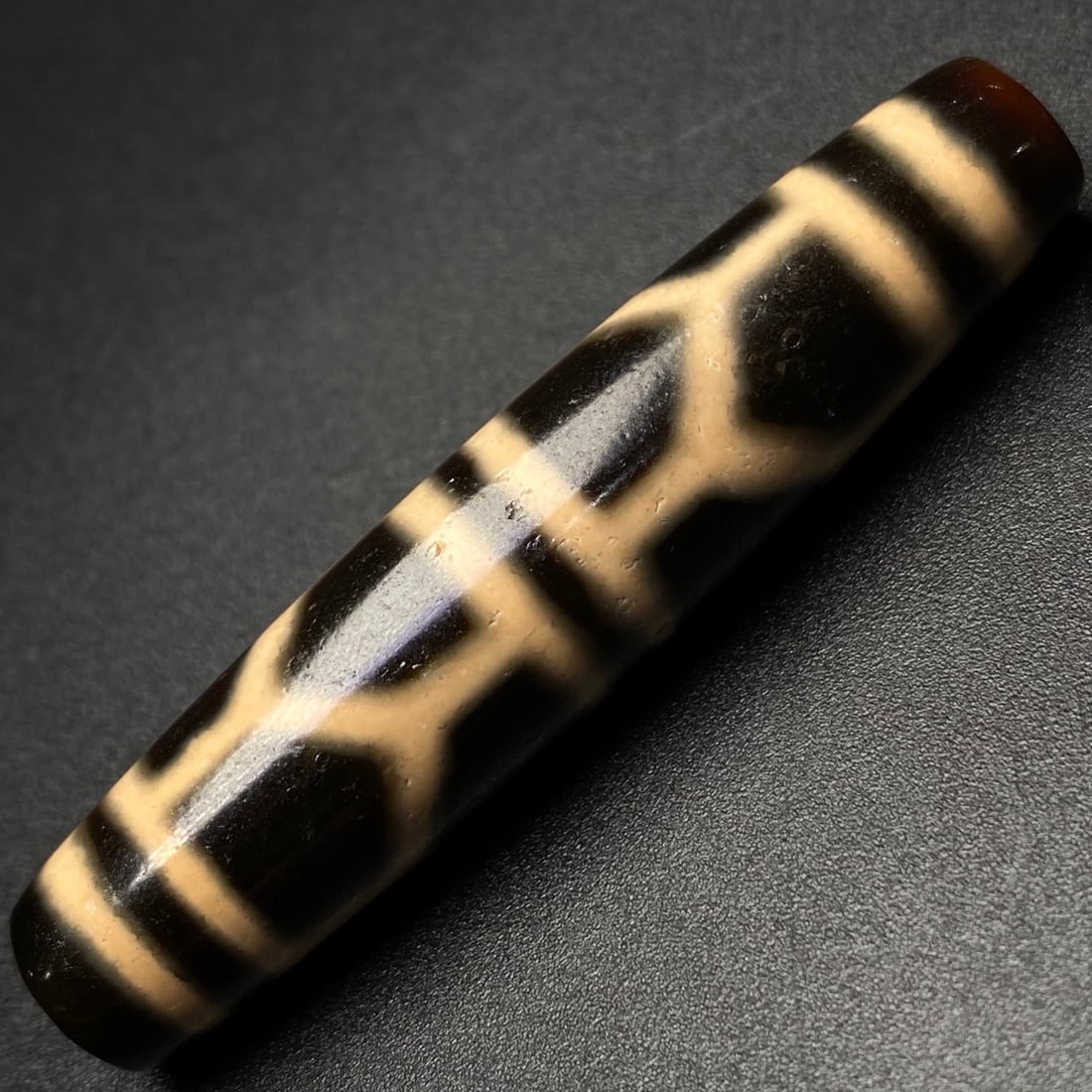An Exquisite Turtle Pattern Dzi Bead Pendant - 8