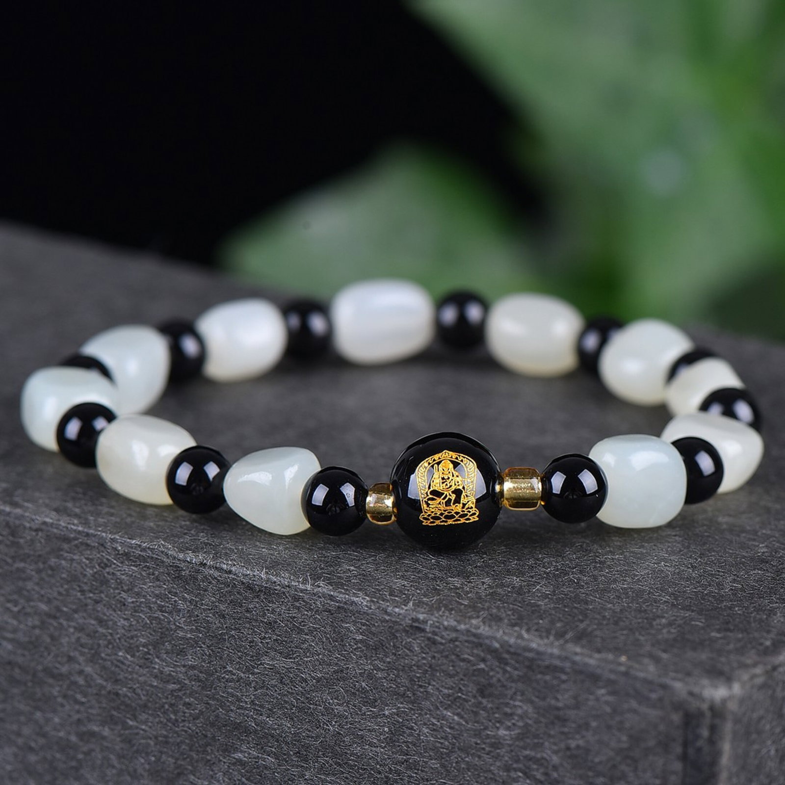 An Exquisite White Jade Bracelets - 3