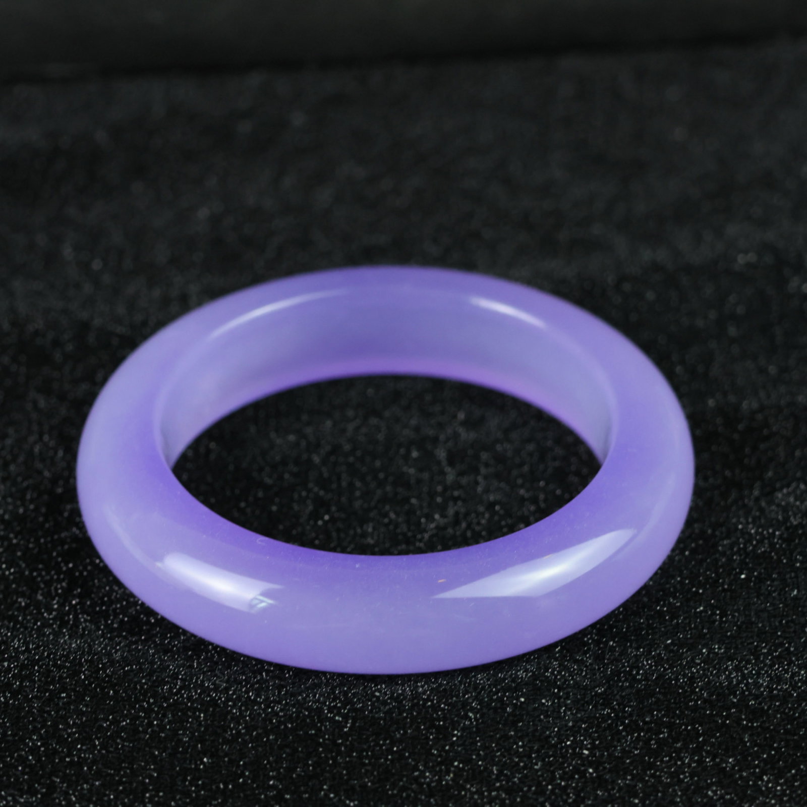 An Exquisite Jadeite Bracelets - 6