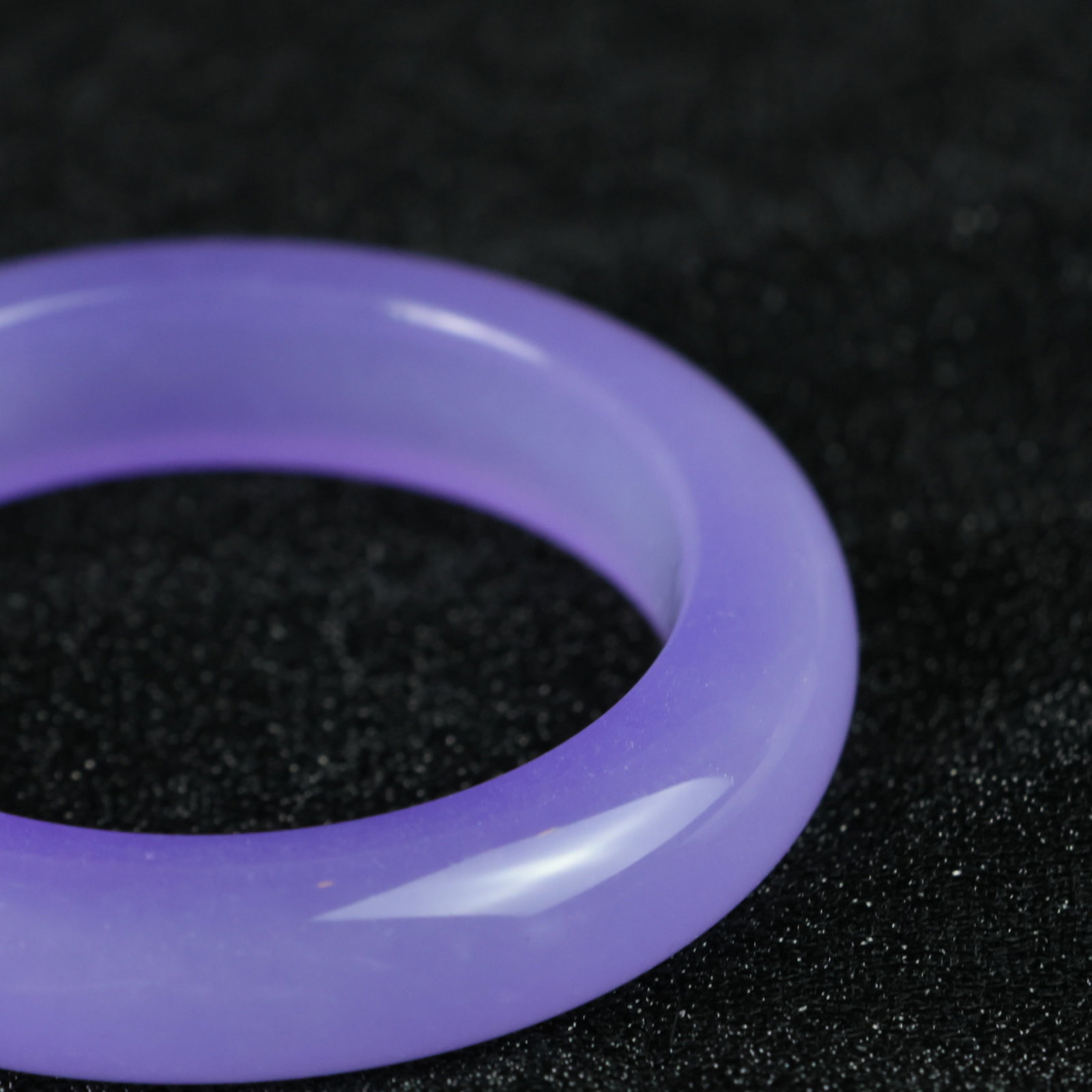 An Exquisite Jadeite Bracelets - 7