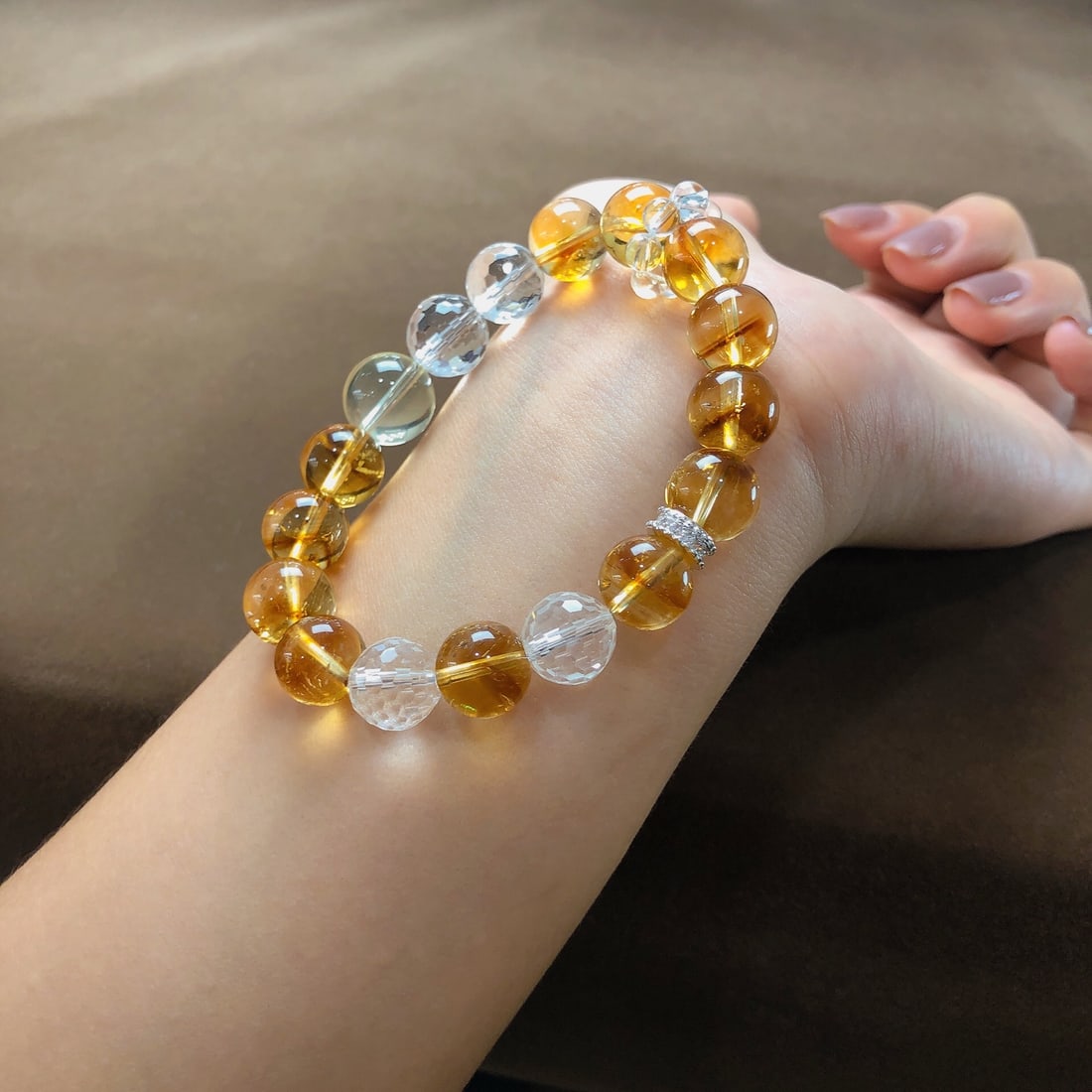 An Exquisite Crystal Bracelets - 4