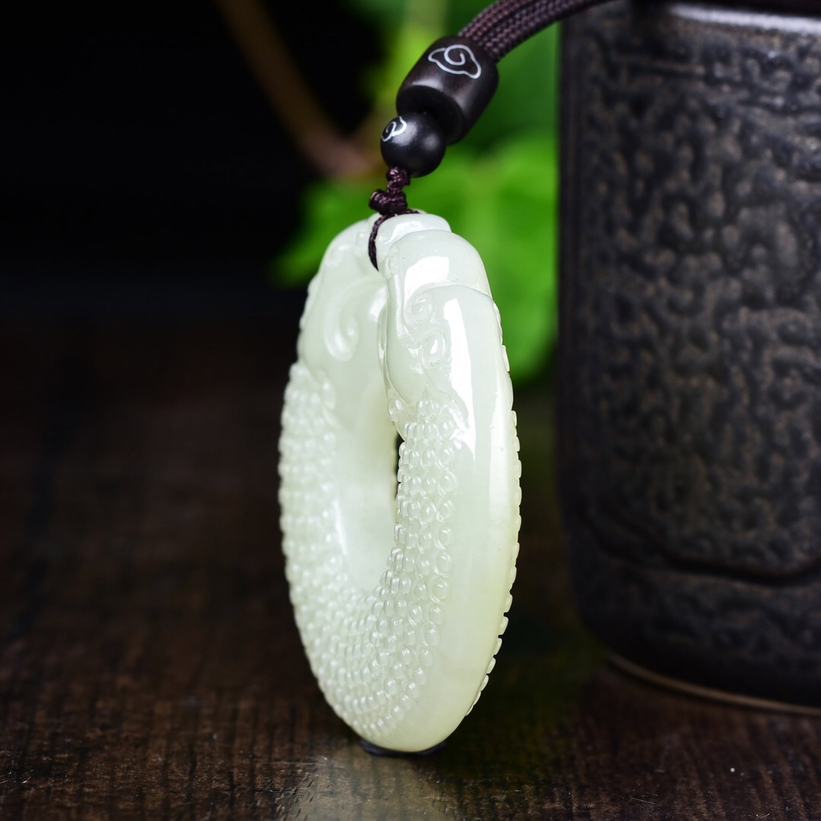 An Exquisite White Jade Dragon Pattern Pendant - 5