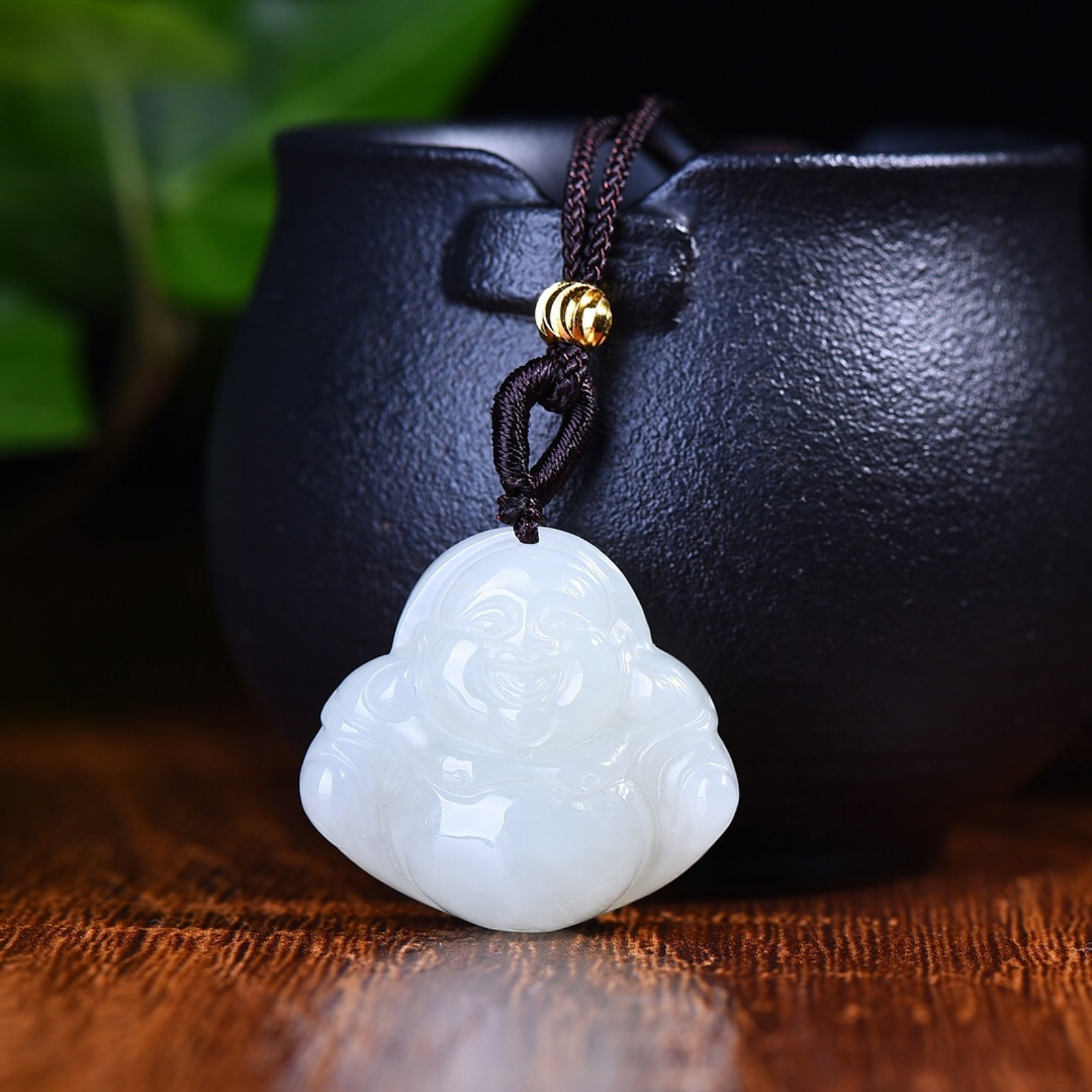 An Exquisite White Jade Maitreya Buddha Pendant: An Exquisite White Jade Maitreya Buddha Pendant,Size:28mmx30mm (寓意)寓意吉祥 保平安