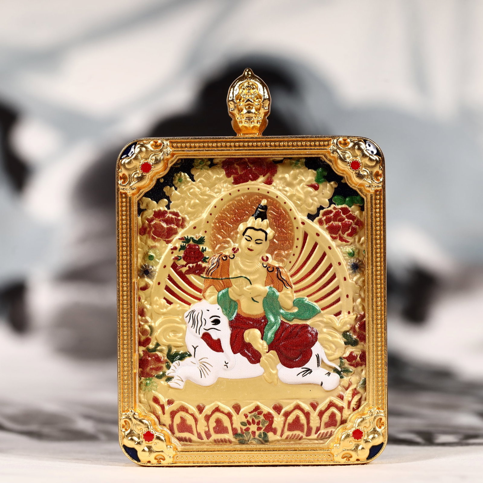 An Exquisite Painted Color Statue of Samantabhadra Tangka: An Exquisite Painted Color Statue of Samantabhadra Tangka,Size:2inx2.8in 彩绘普贤菩萨像唐卡