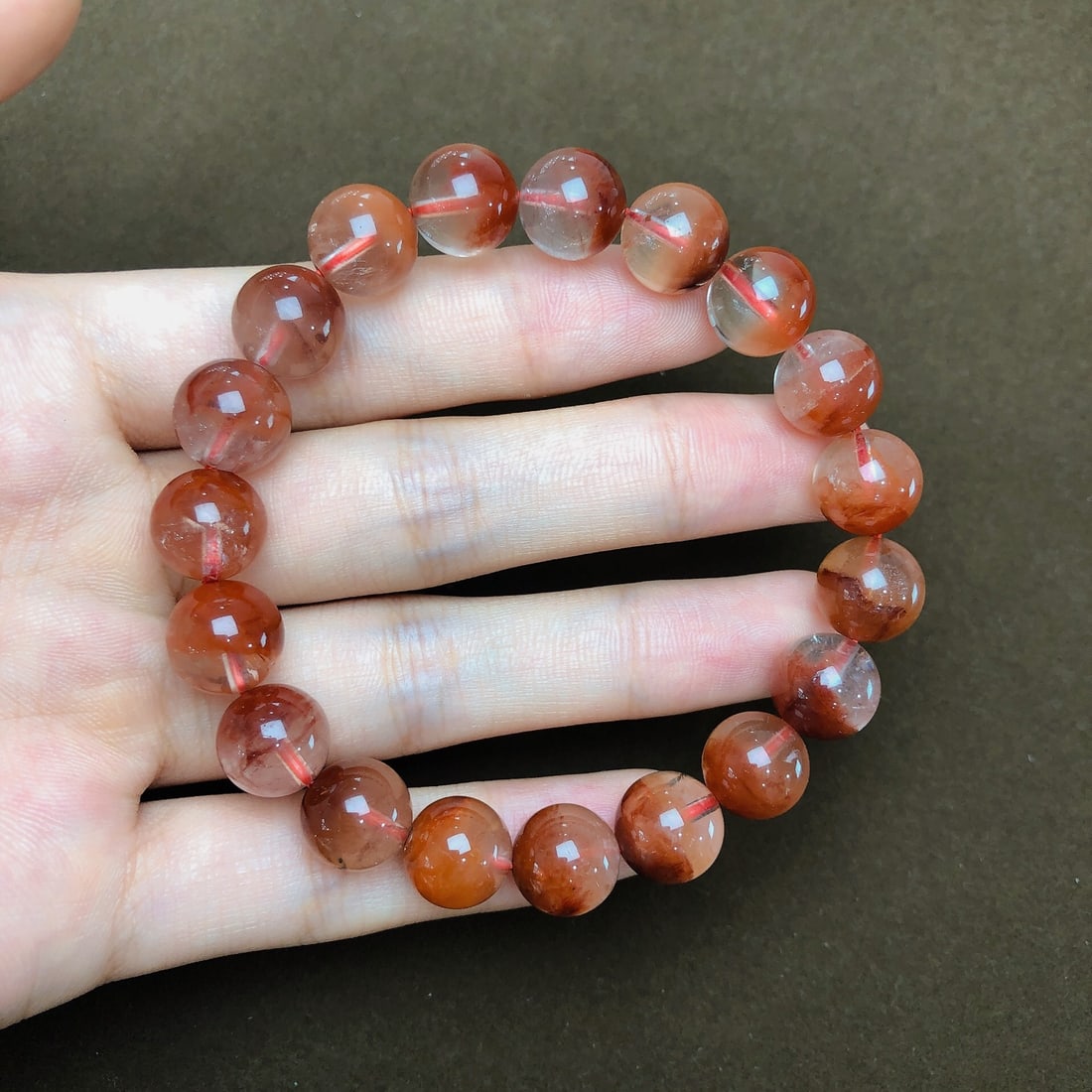 An Exquisite Crystal Bracelets: An Exquisite Crystal Bracelets,Size:10.5mm,Weight:31.9g 水晶手串