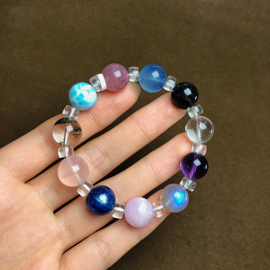 An Exquisite Crystal Bracelets: An Exquisite Crystal Bracelets,Size:12mm,Weight:31.4g 水晶手串