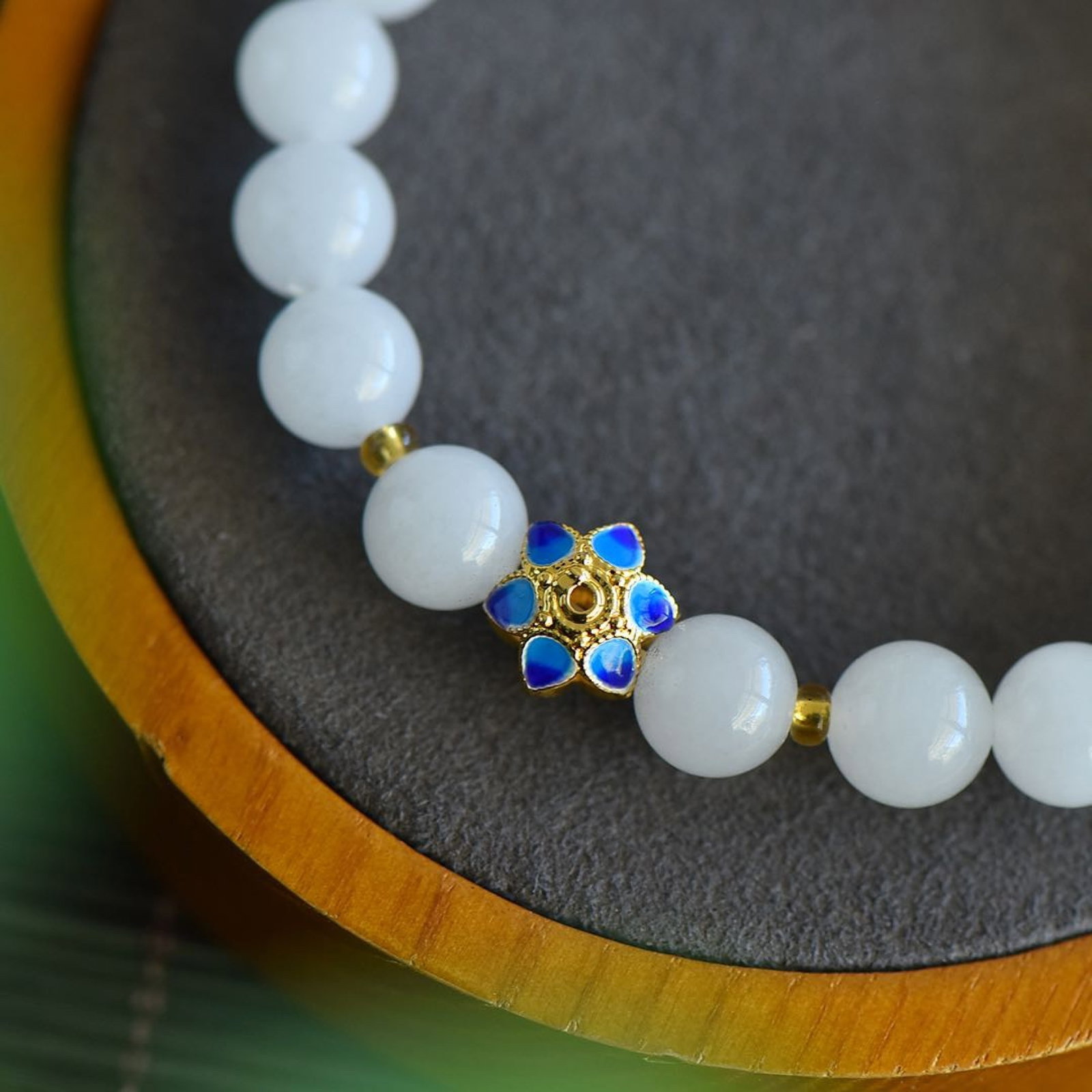 An Exquisite Jasper Enamel Bracelets - 2