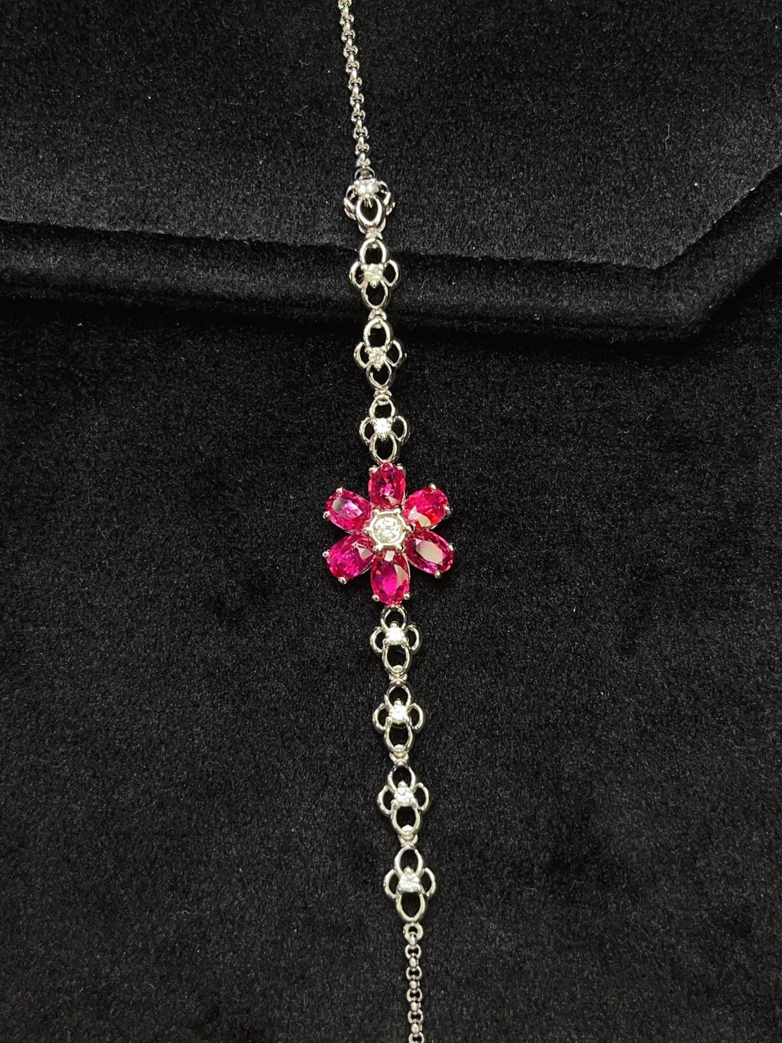 A Exquisite 18k Gold Inlaid 2.30ct Natural Ruby Bracelets,Inlaid Gems: A Exquisite 18k Gold Inlaid 2.30ct Natural Ruby Bracelets,Inlaid Gems