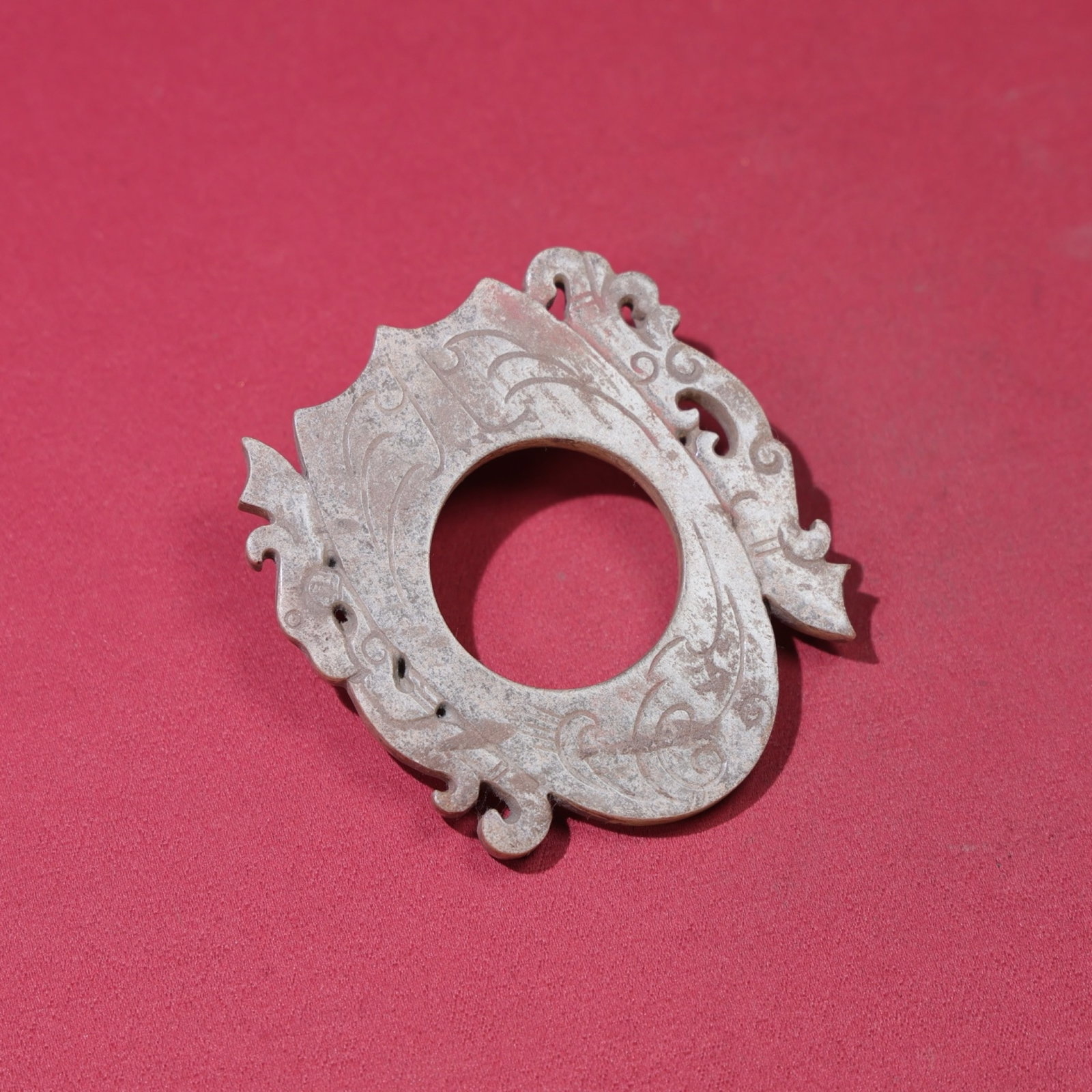 White Jade Dragon Pattern Pendant - 9