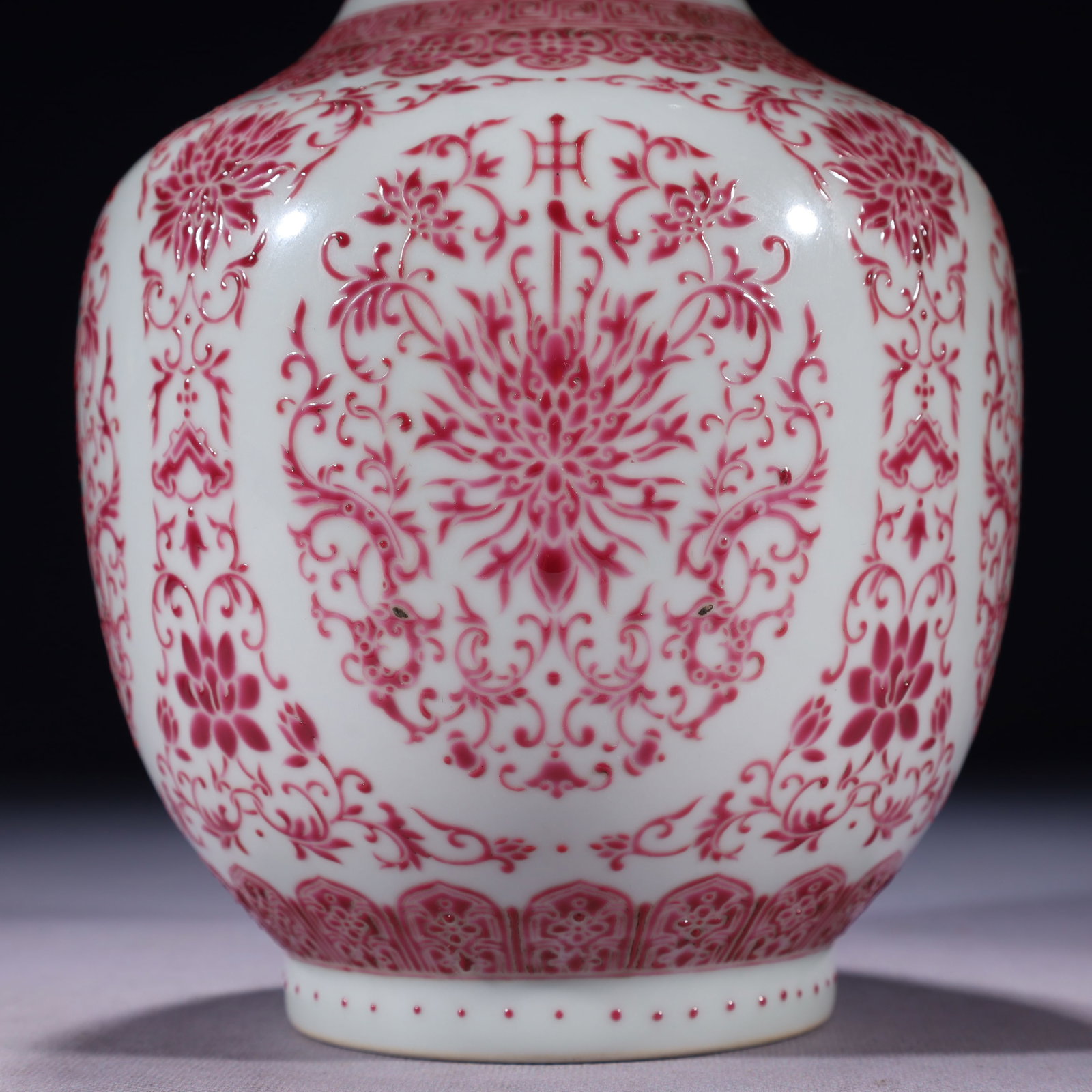 An Exquisite Ruby Red-Glazed Lotus Pattern Double-Ears Vase - 3