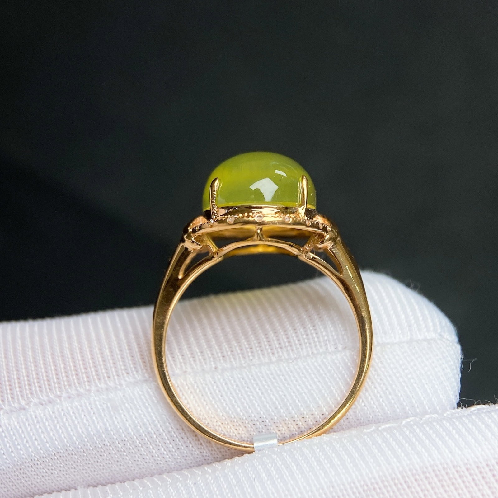 12.8Ctw Natural Gemstone Ring: 12.8Ctw Natural Gemstone Ring