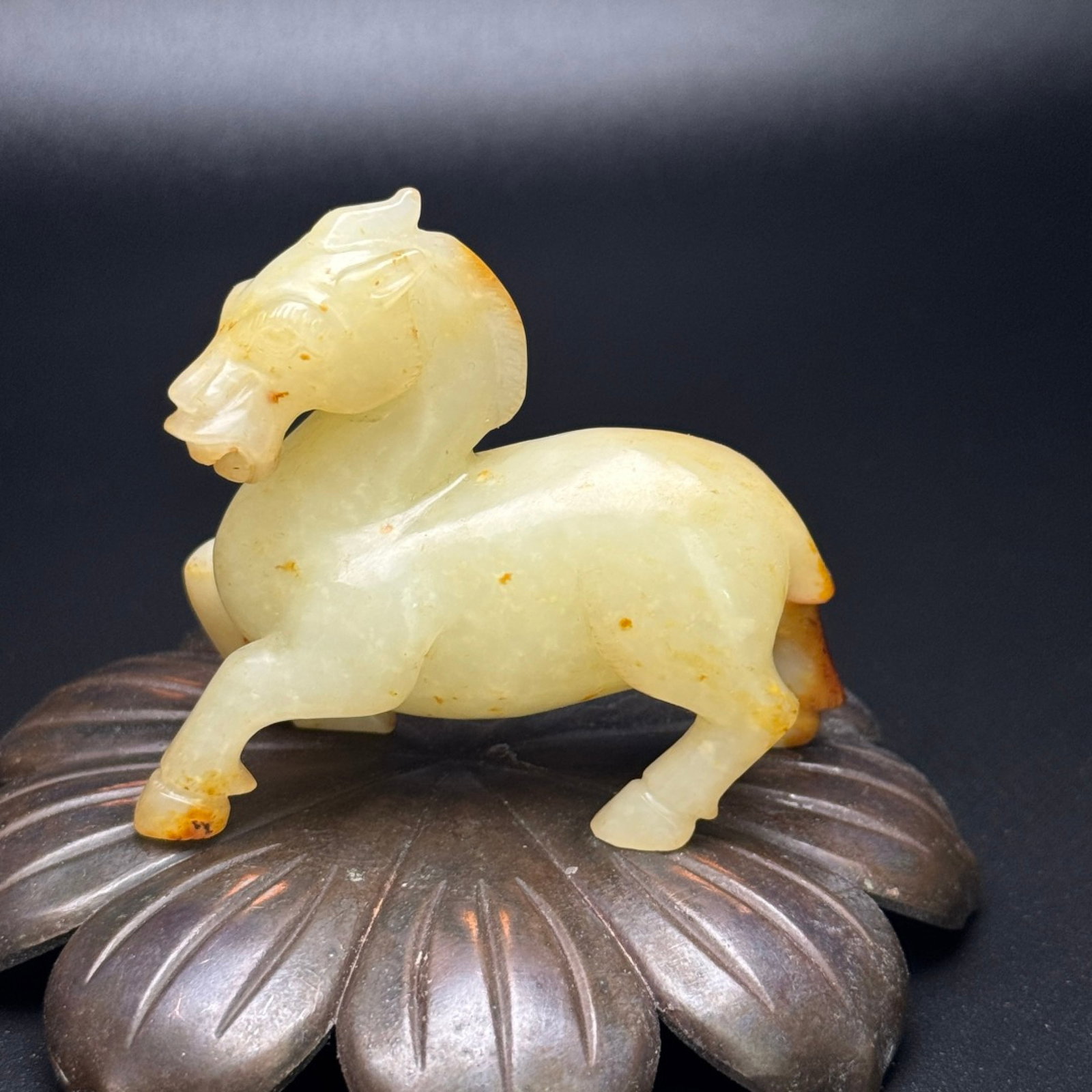 An Exquisite White Jade Horse Ornament (1 of 7)