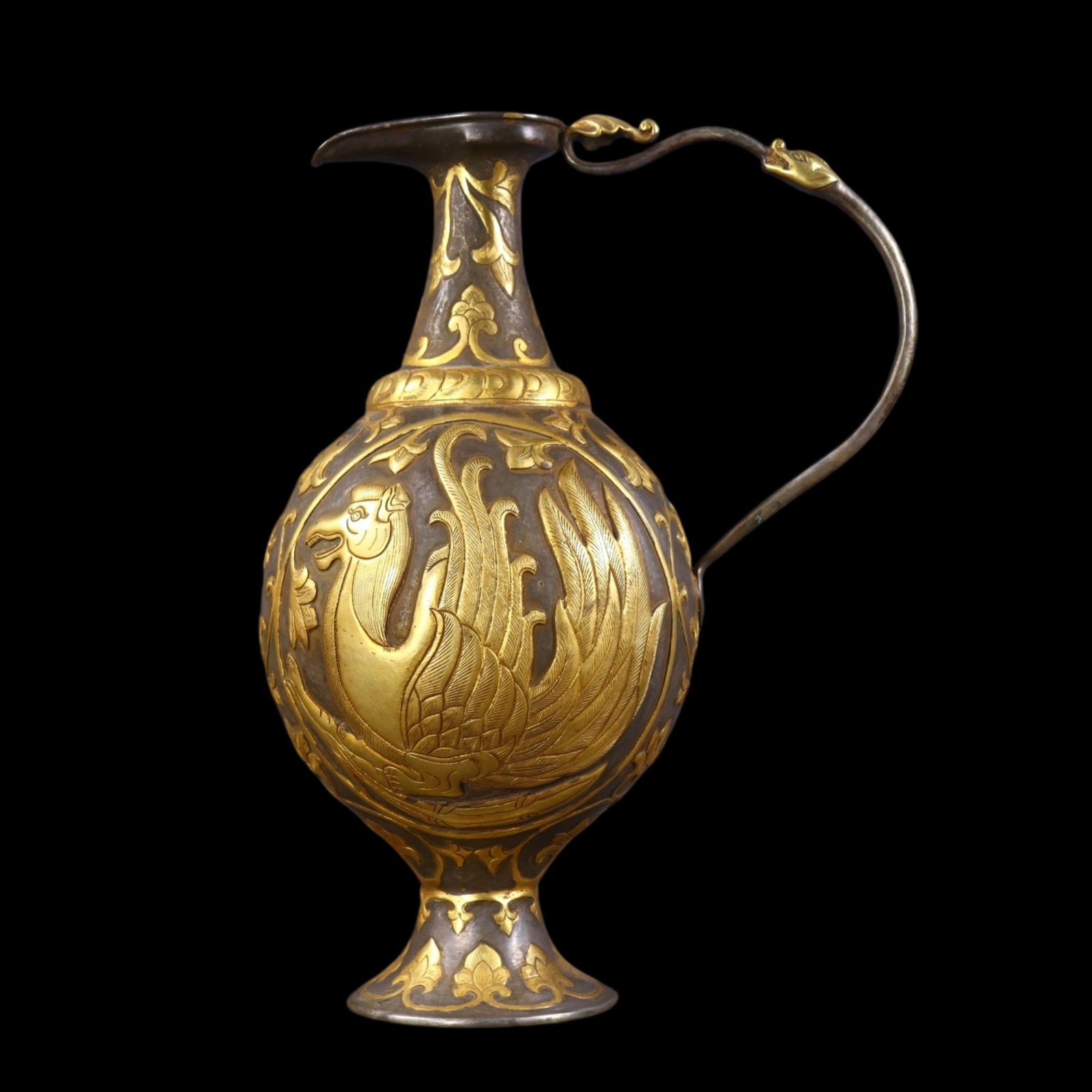 An Exquisite Gilt Beast Pattern Ewer - 3