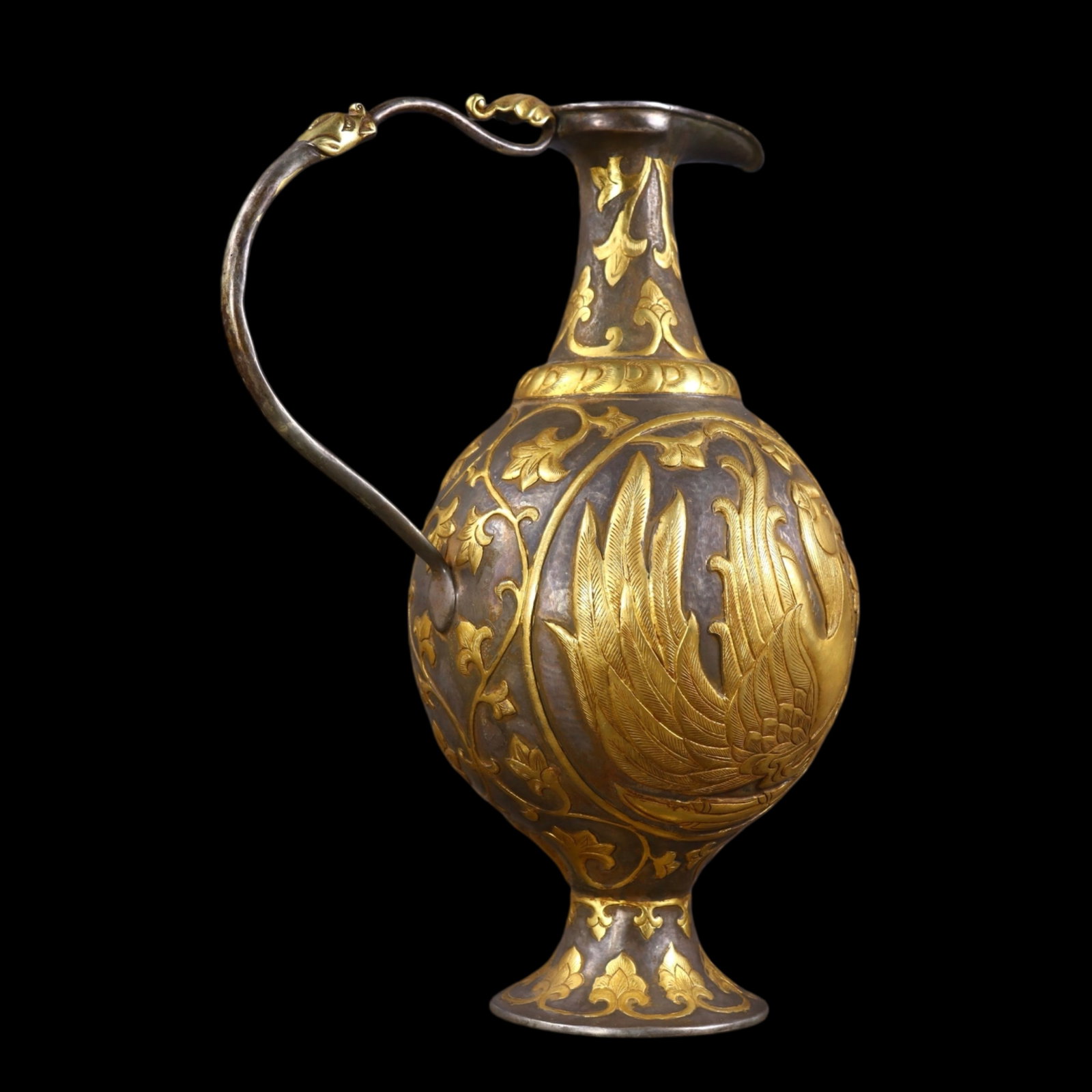 An Exquisite Gilt Beast Pattern Ewer - 6