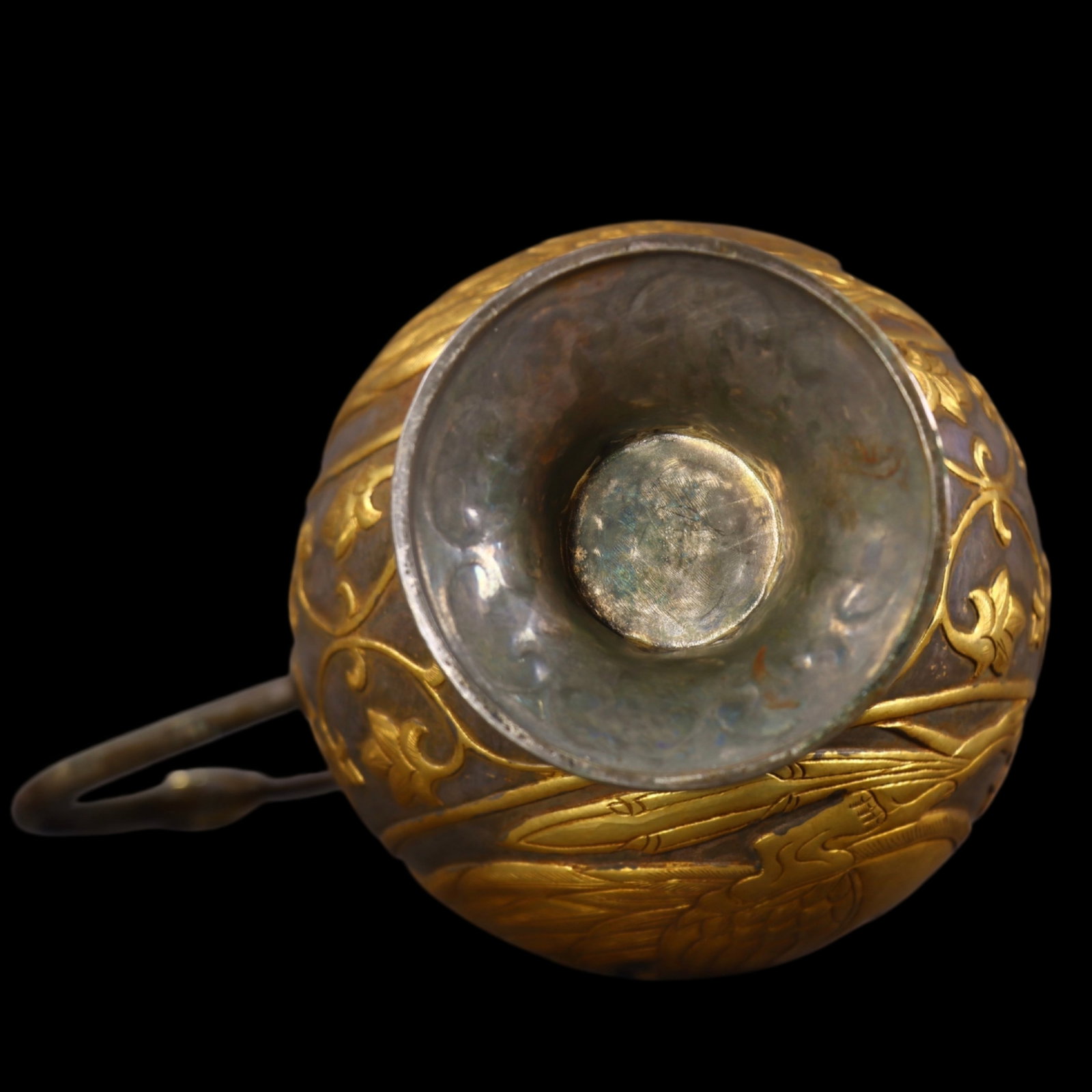 An Exquisite Gilt Beast Pattern Ewer - 9