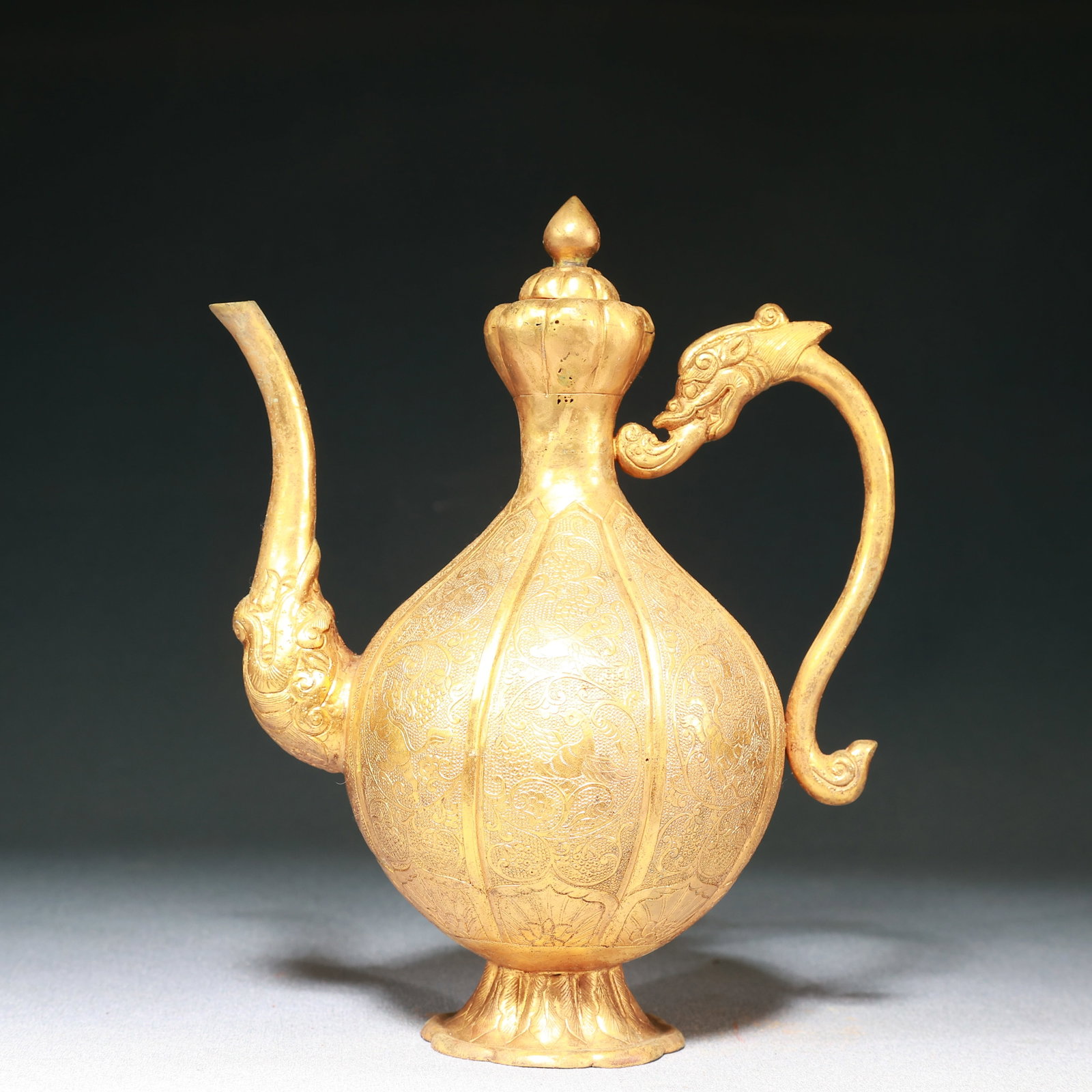 An Exquisite Gilt Bronze Auspicious Beast Pattern Dragon-head Ewer: An Exquisite Gilt Bronze Auspicious Beast Pattern Dragon-head Ewer