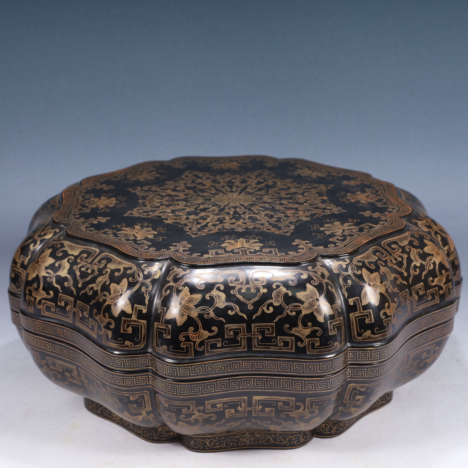 A Huge Black Lacquer Painted Gold Lotus Pattern Cover Box: A Huge Black Lacquer Painted Gold Lotus Pattern Cover Box