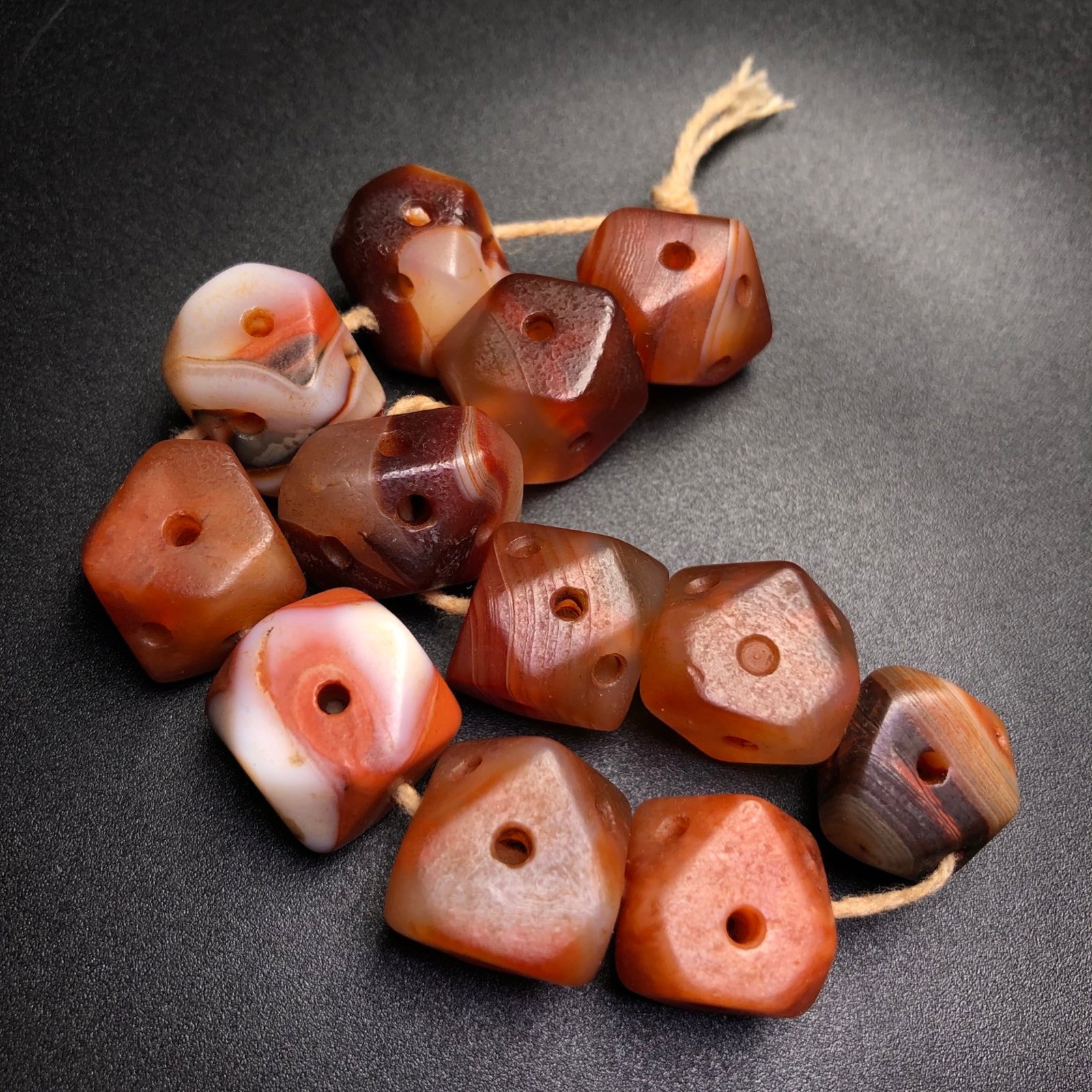 A Precious Agate Bracelets - 2