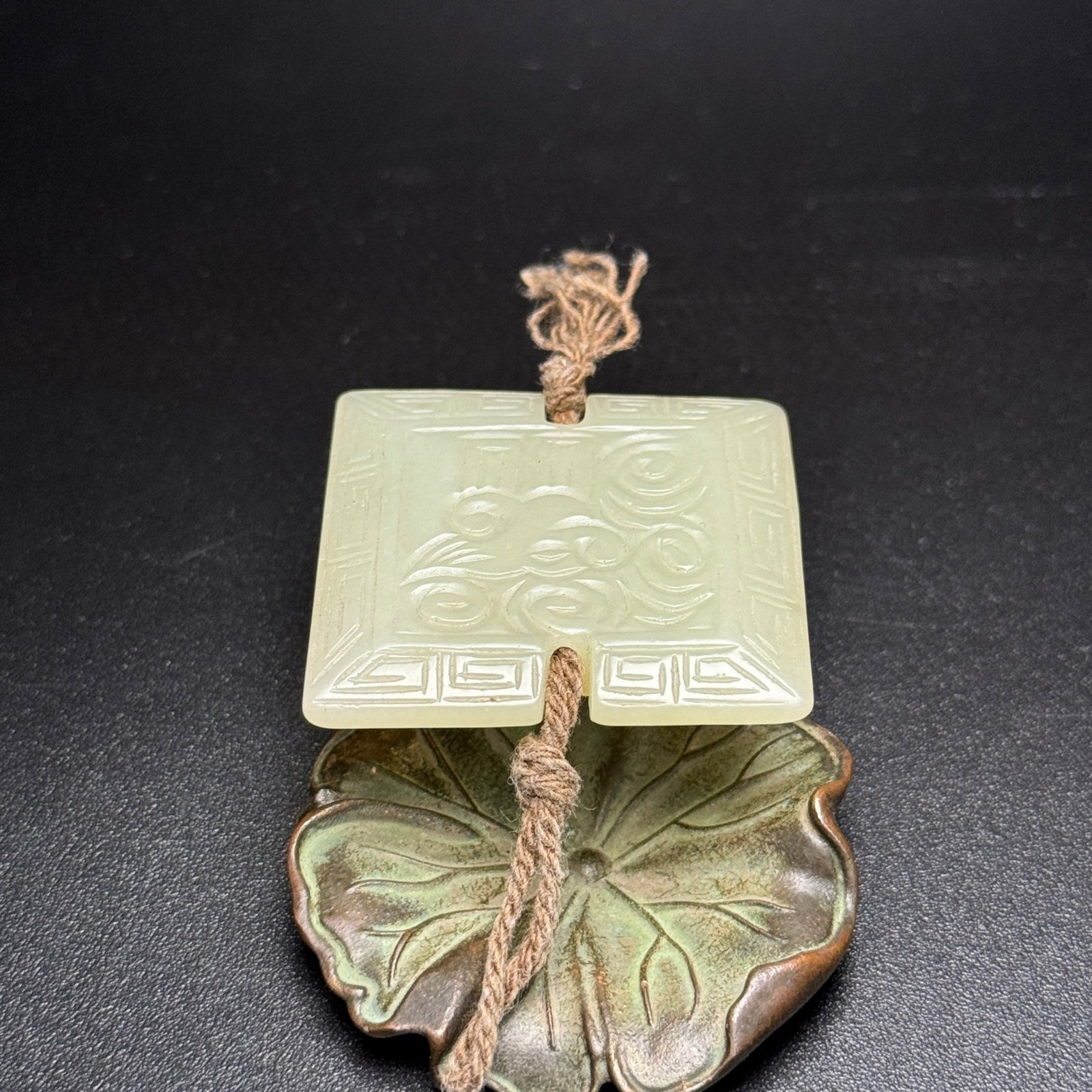 An Exquisite White Jade Auspicious Cloud Pattern Pendant - 5