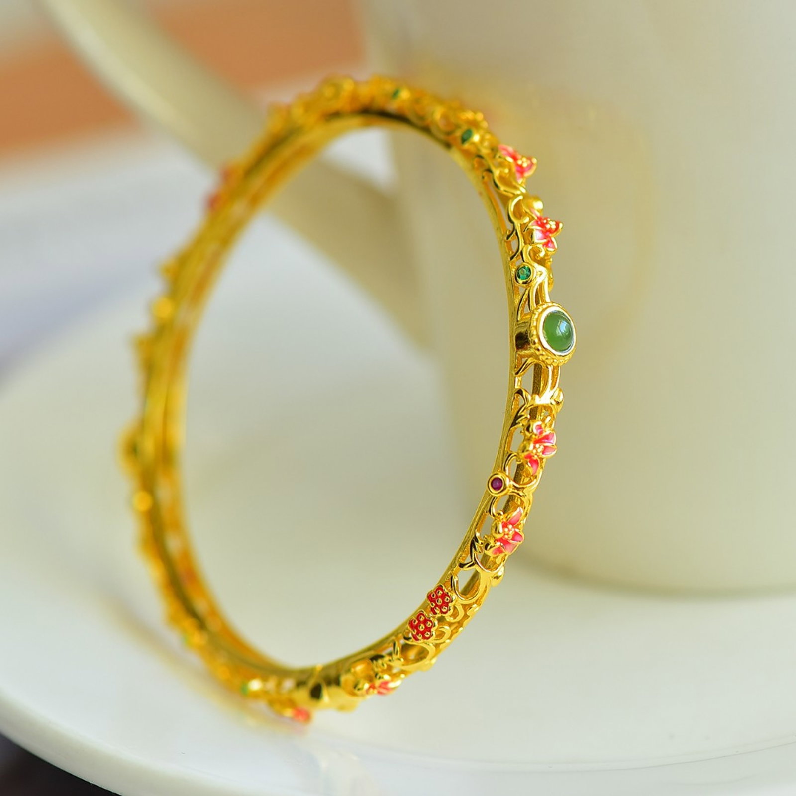 An Exquisite Sterling Silver-Gold Plated Inlaid Jasper Flower Pattern Bracelet (1 of 5)