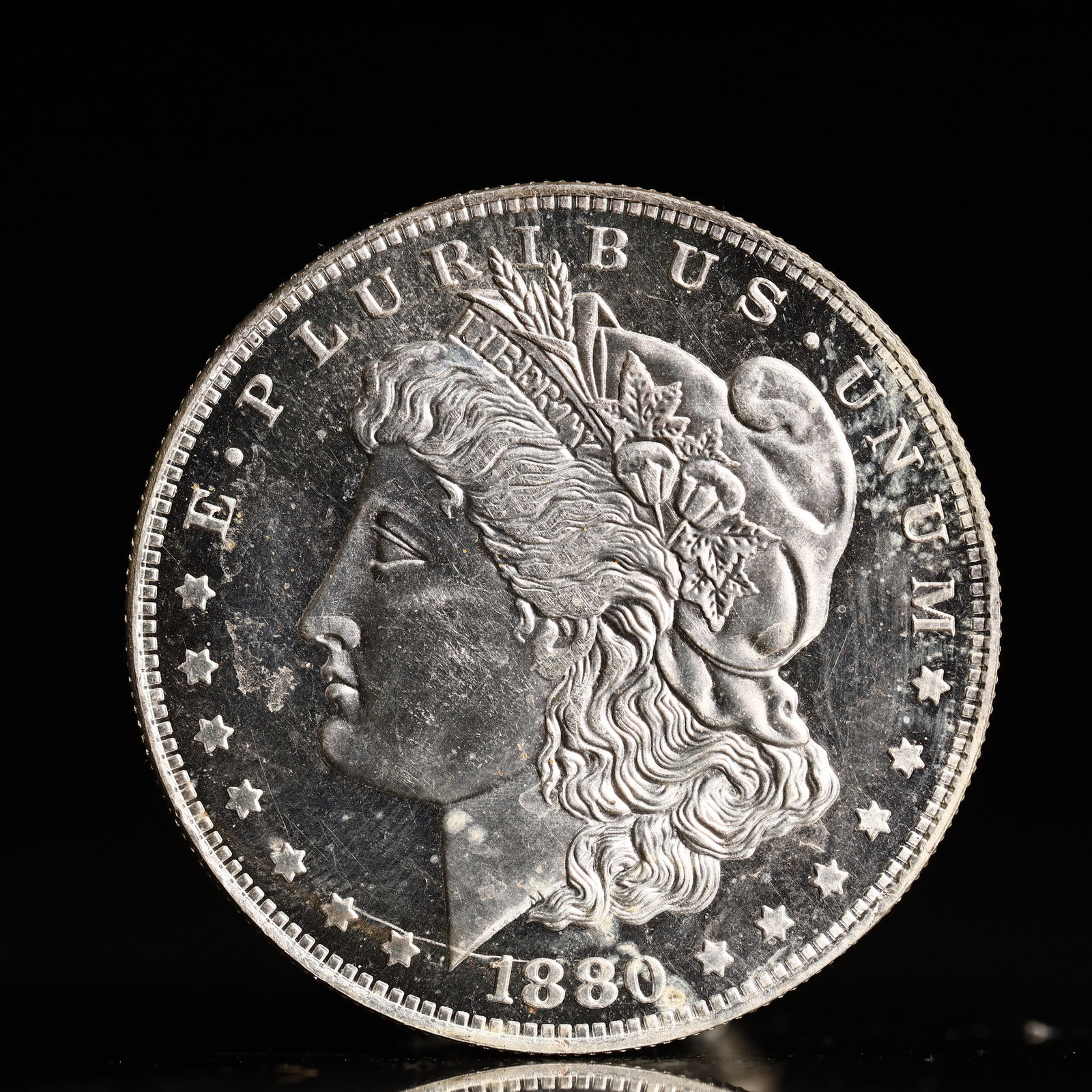 USA Morgan Dollar 1880 Coin: USA Morgan Dollar 1880 Coin