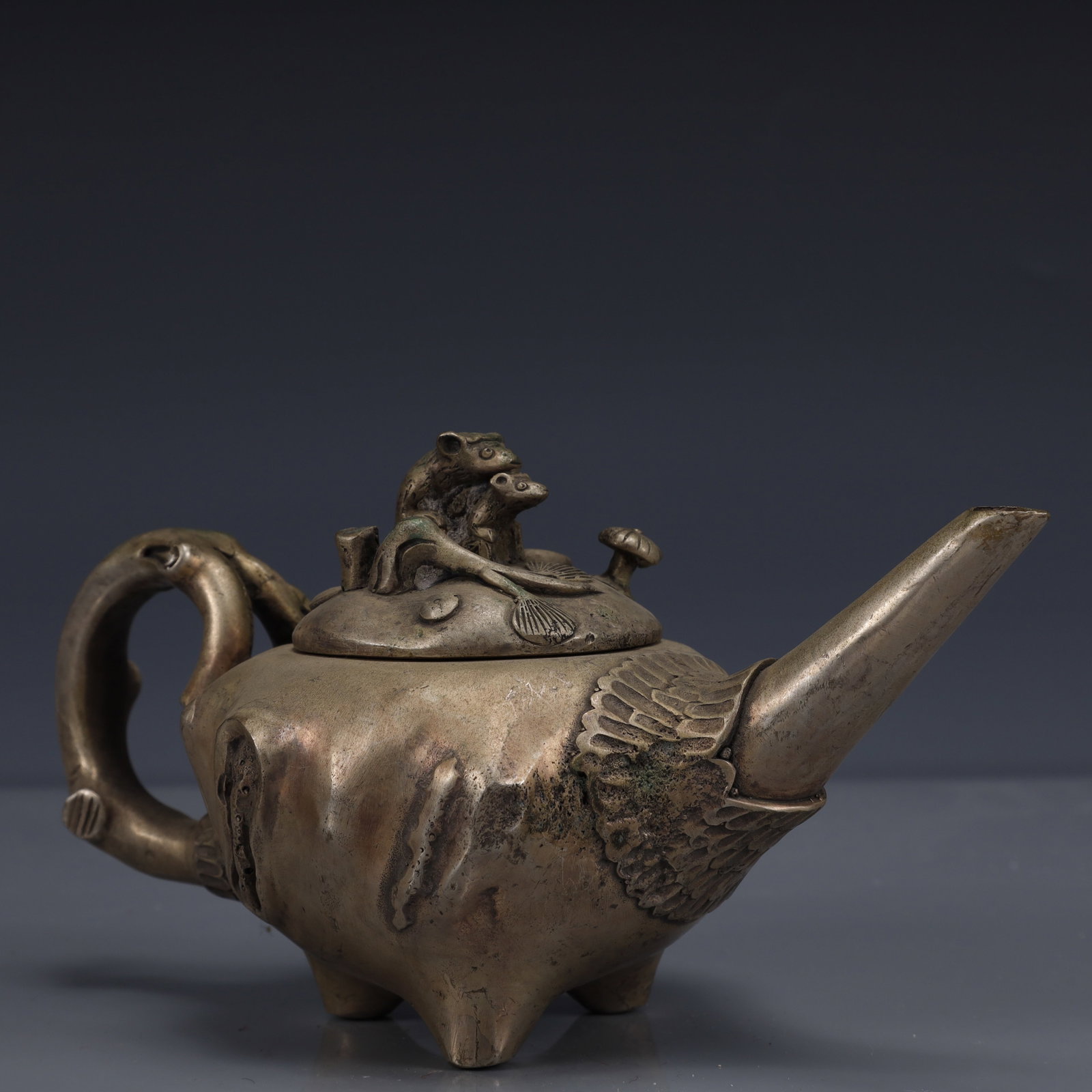 An Exquisite Silver-Plated Bronze Mouse Pattern Ewer - 4