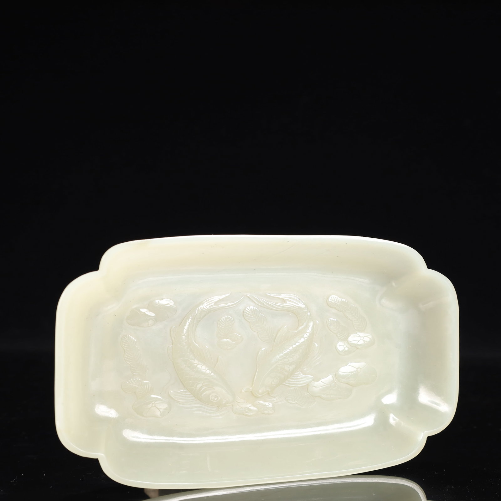 An Exquisite White Jade Fish Pattern Water Pot - 7