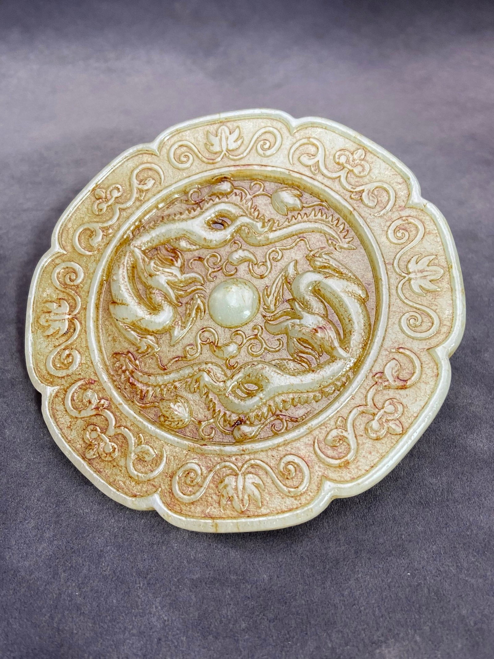 An Exquisite White Jade Dragon Pattern Mirror - 3