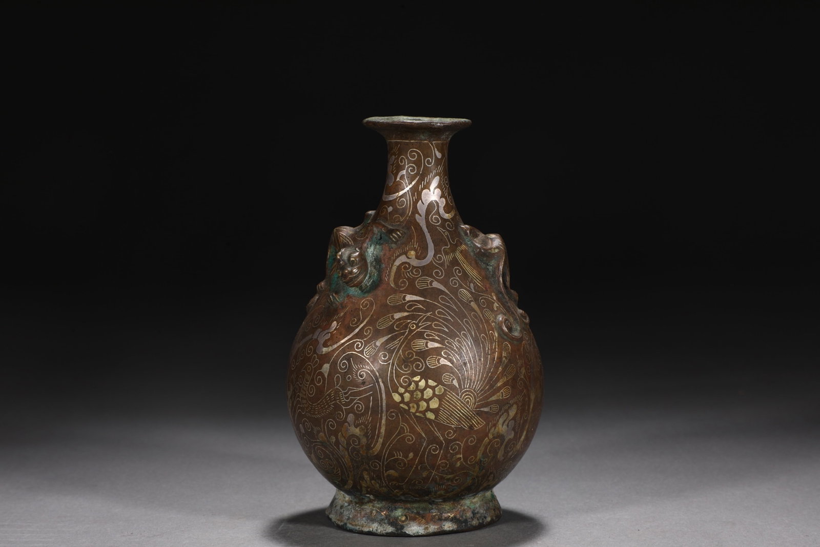 An Exquisite Bronze Inlaid Gold and Silver Chi-Dragon Pattern Vase: An Exquisite Bronze Inlaid Gold and Silver Chi-Dragon Pattern Vase