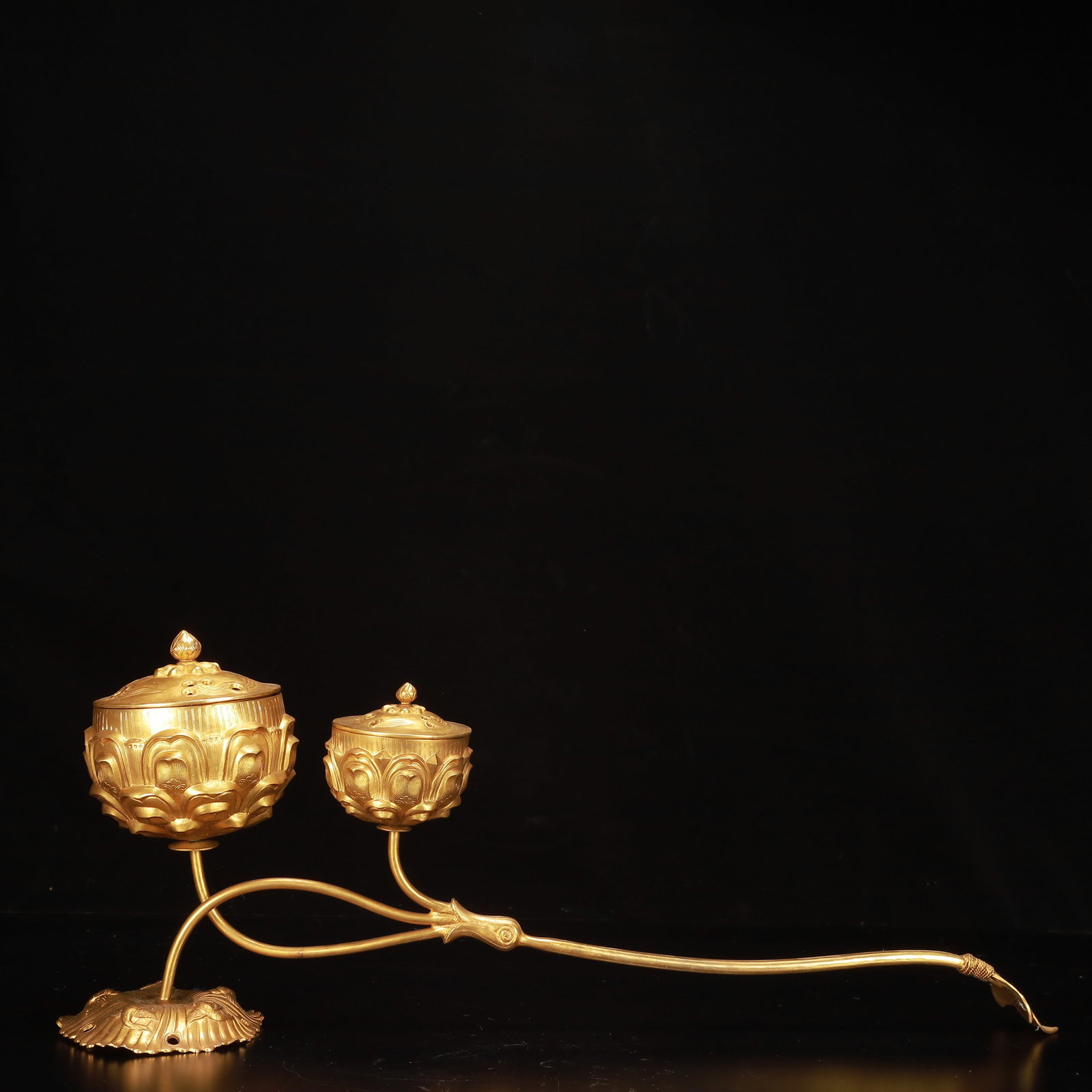 A Huge Gilt Bronze Lotus Pattern Censer (1 of 12)