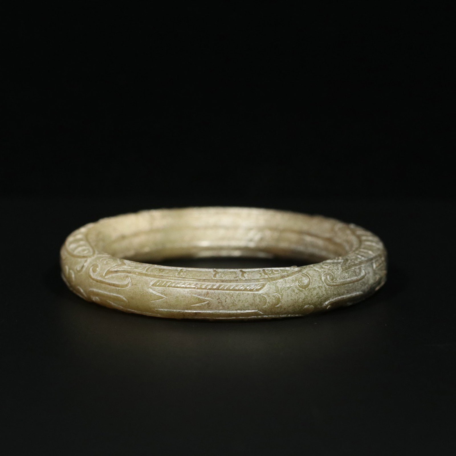 An Exquisite White Jade Fish Pattern Bracelet - 4