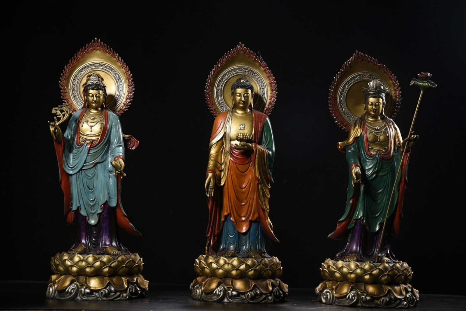 A Set of Solemn Bronze Painted Color Statue of Bodhisattva: A Set of Solemn Bronze Painted Color Statue of Bodhisattva