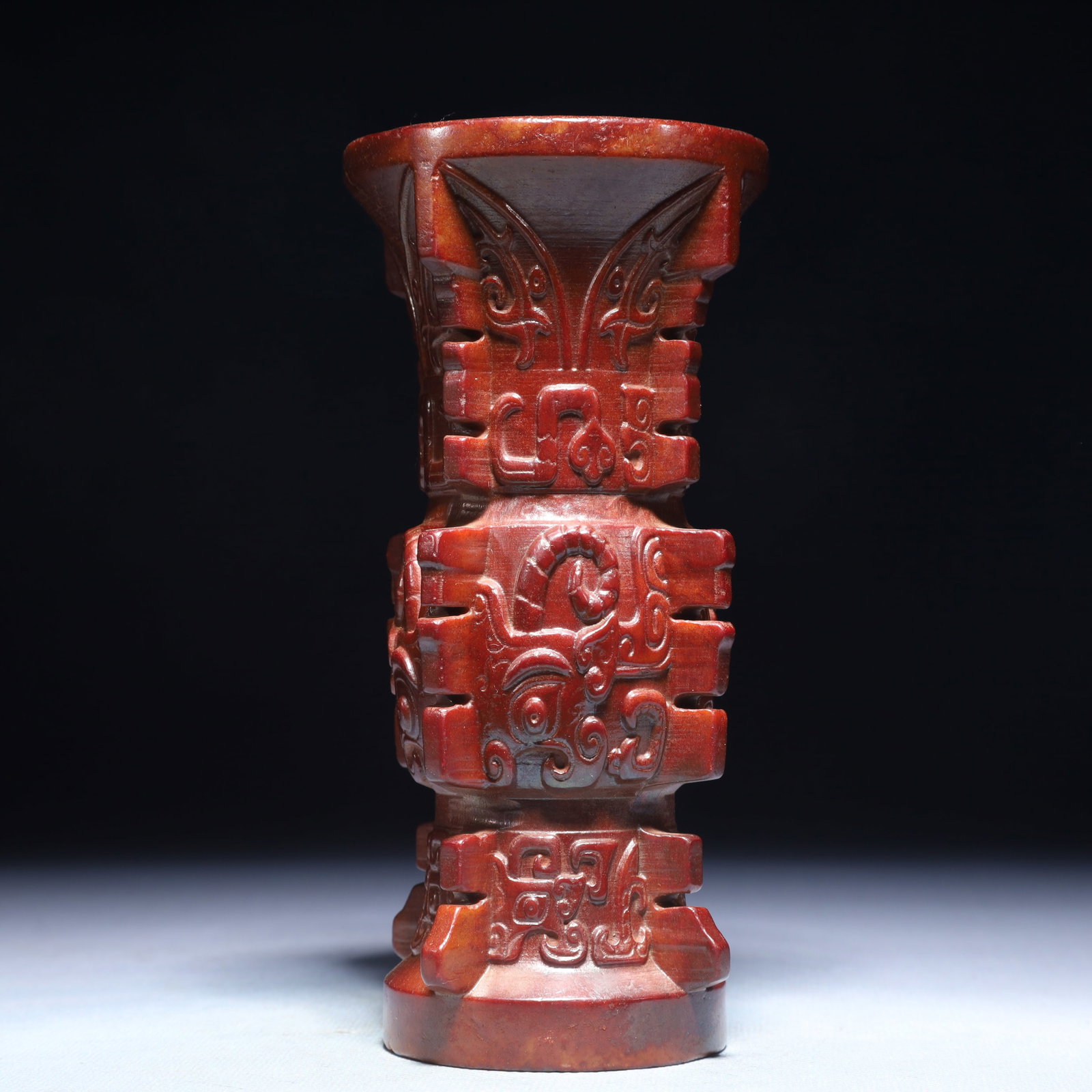 An Exquisite Archaic Jade Beast-Face Pattern Vase - 2