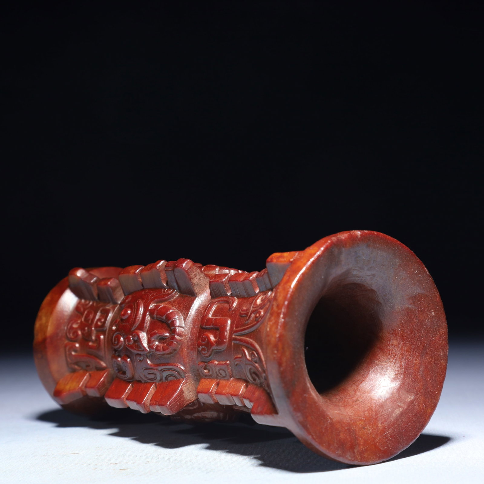 An Exquisite Archaic Jade Beast-Face Pattern Vase - 6