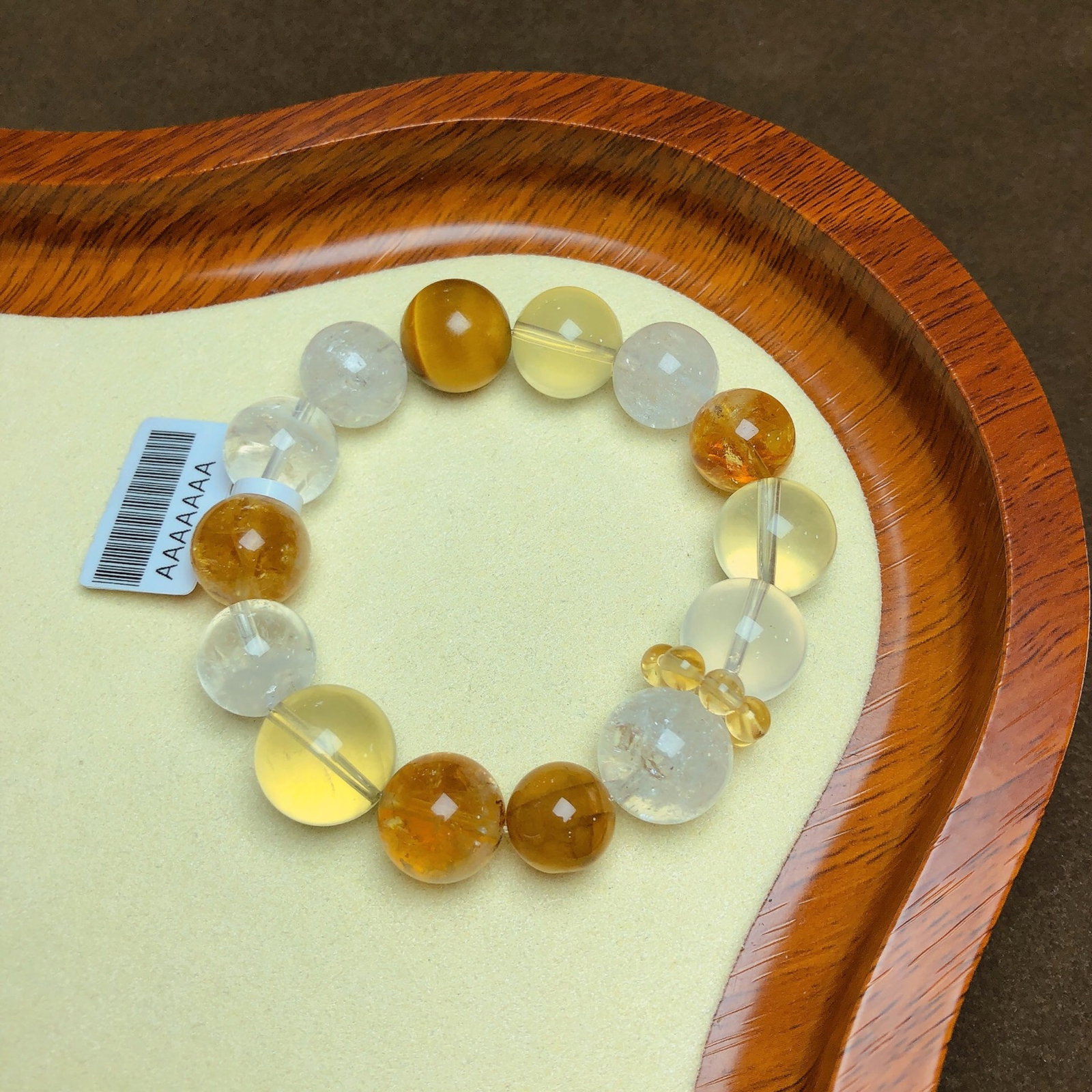 An Exquisite Crystal Bracelet: An Exquisite Crystal Bracelet