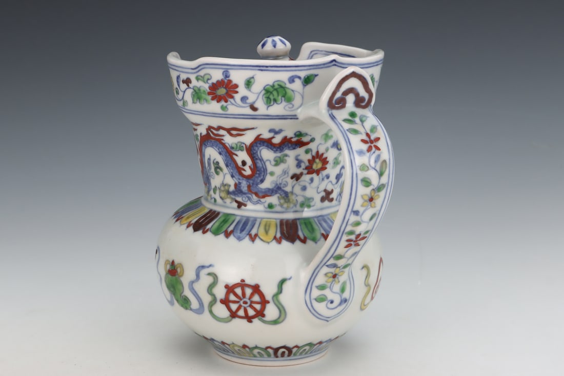 An Exquisite Doucai Dragon Pattern Ewer - 3