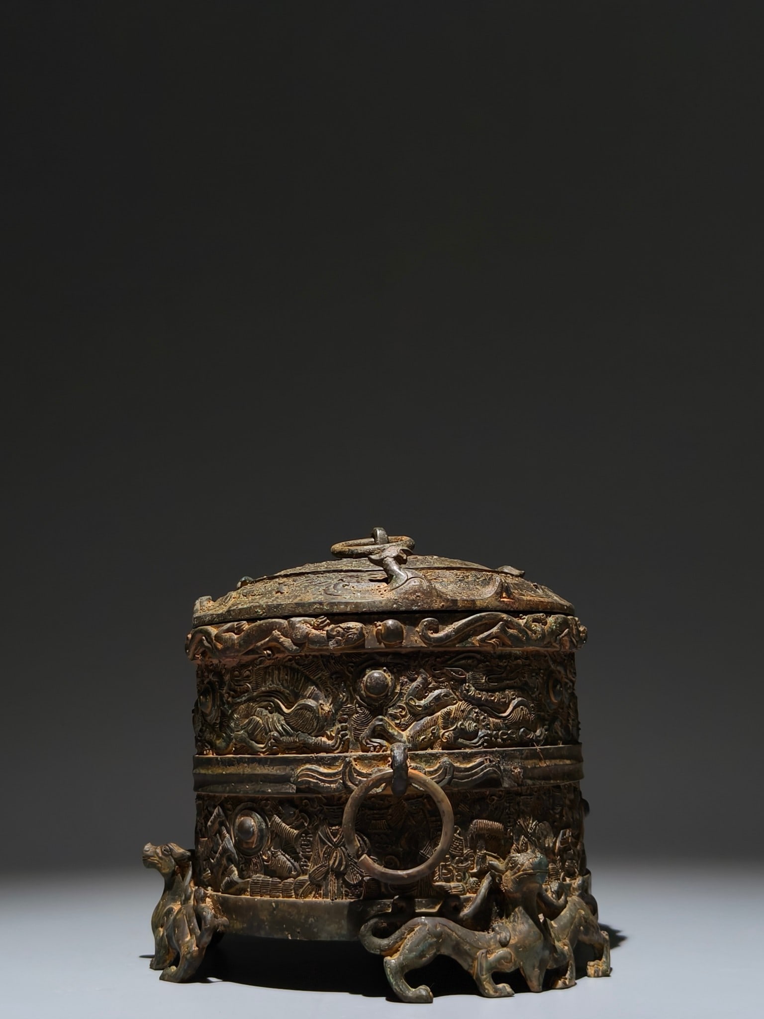 An Exquisite Bronze Auspicious Beast Pattern Jar - 3